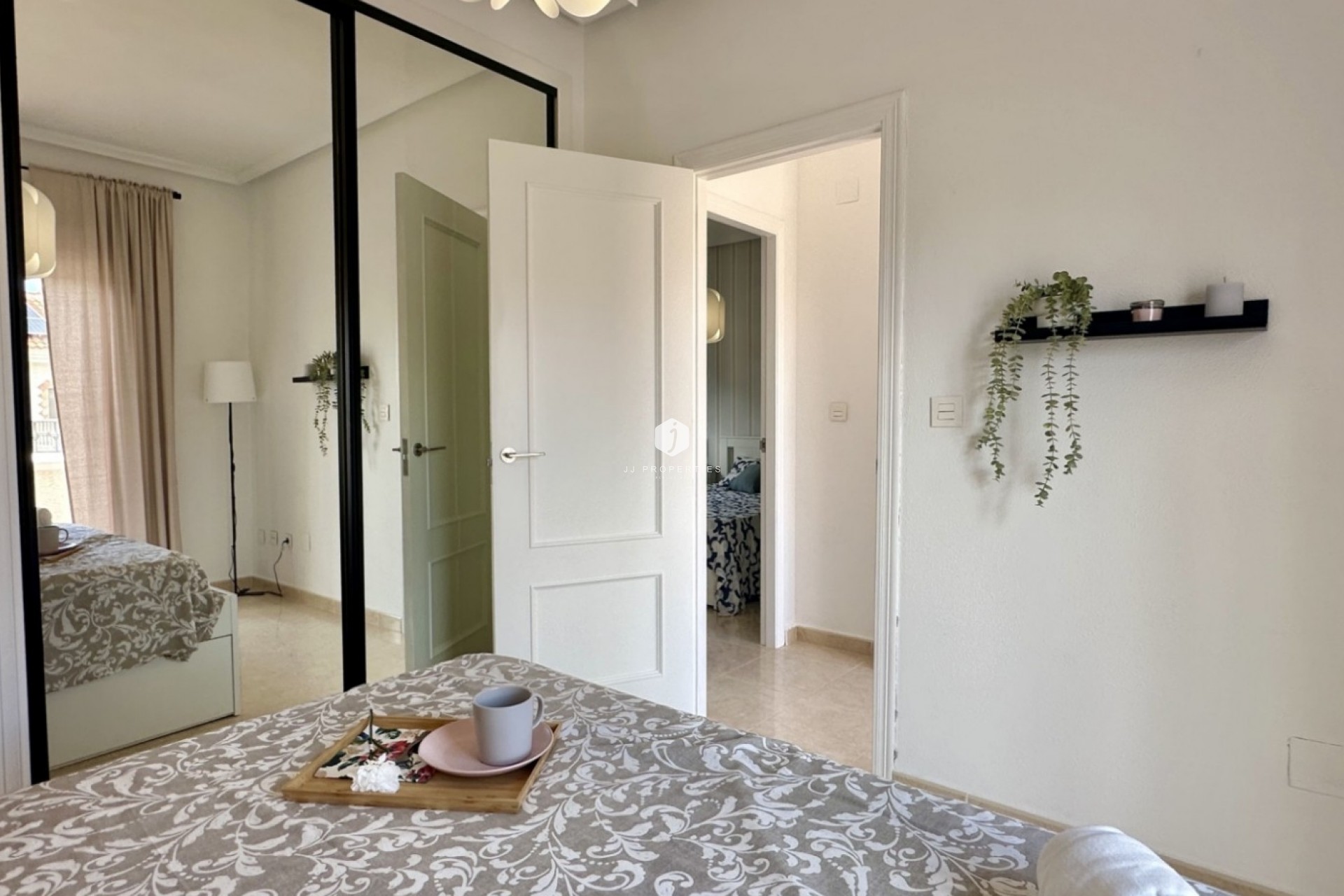 Resale - Chalet -
San Miguel de Salinas - Inland