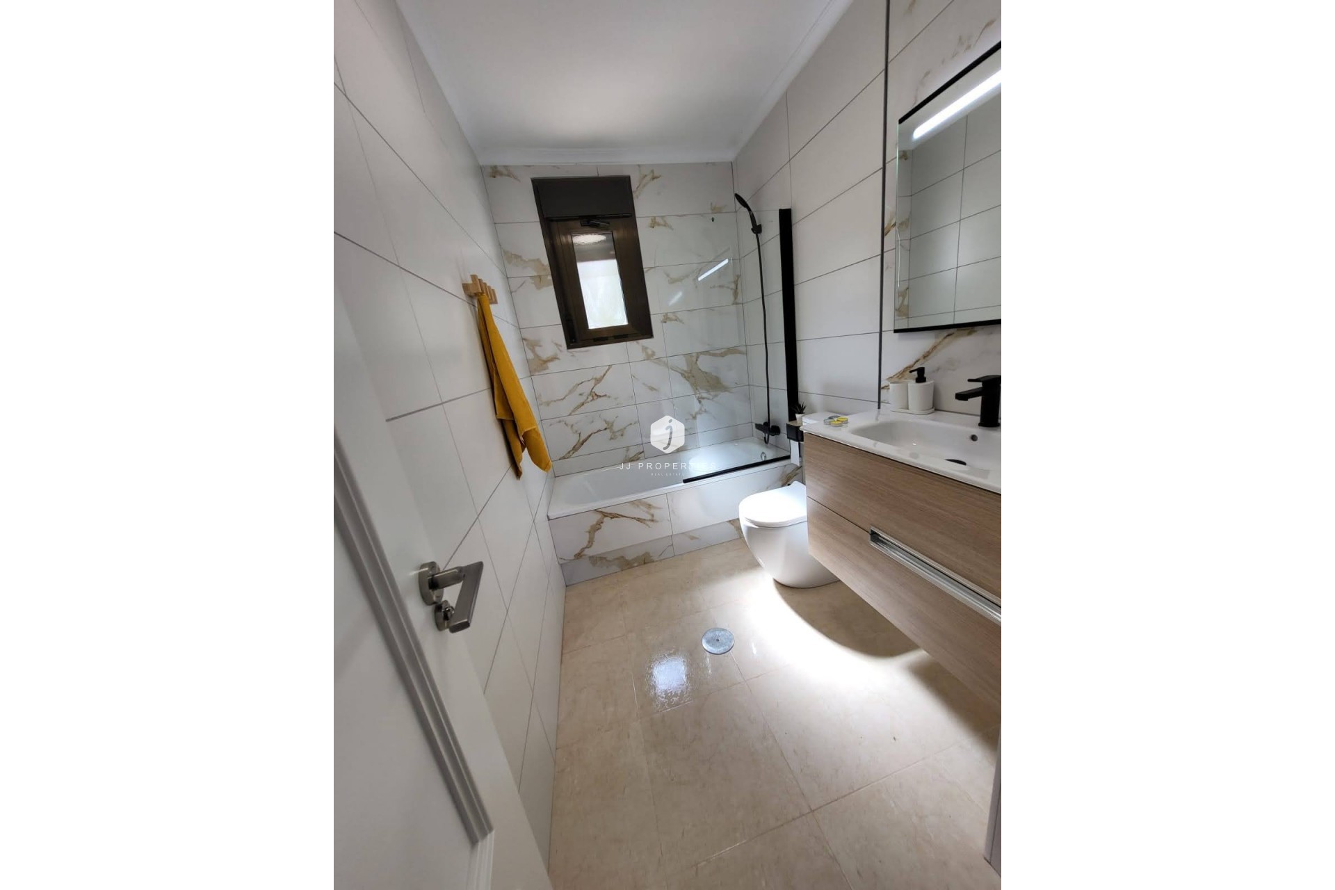 Resale - Chalet -
San Miguel de Salinas - Inland