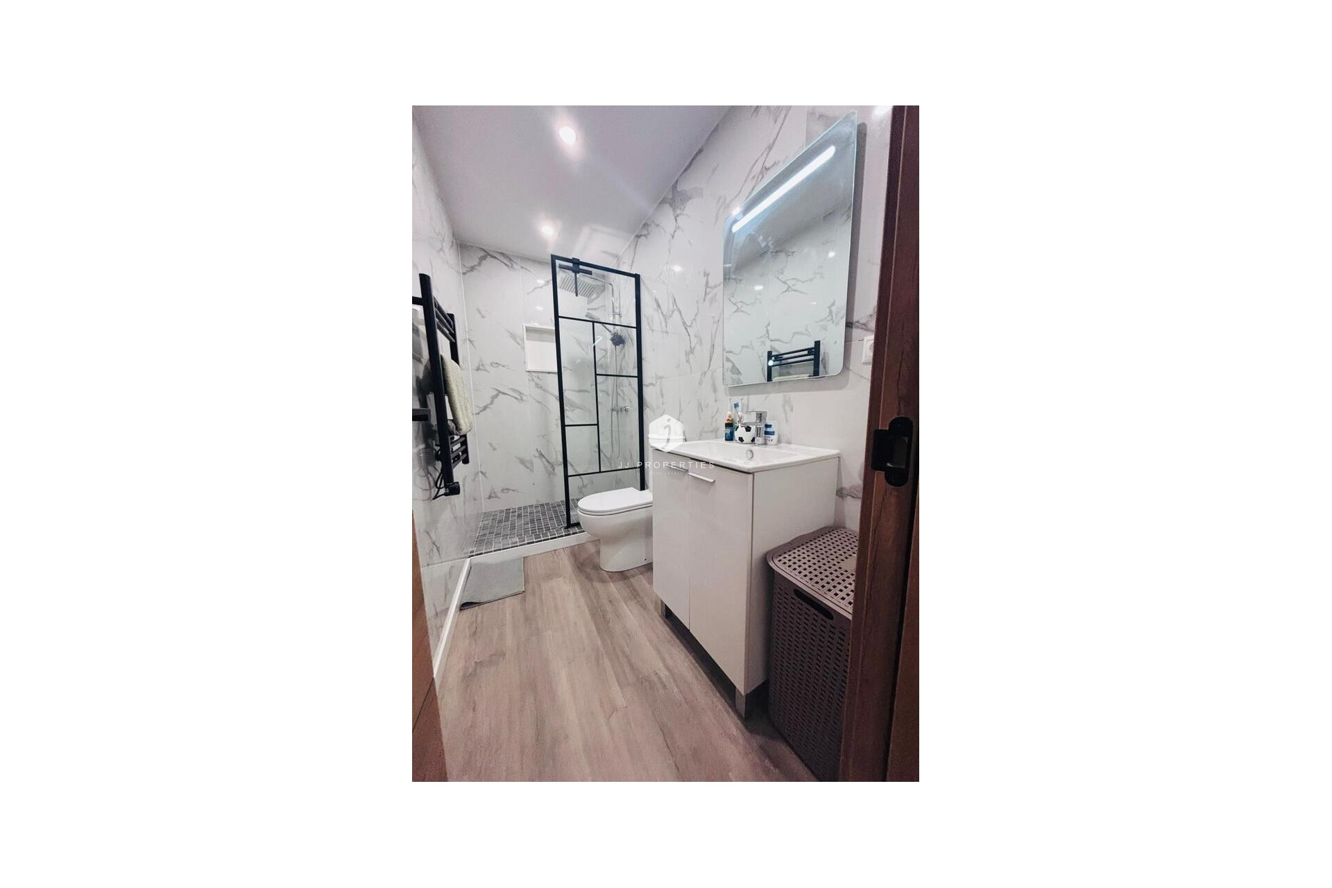 Resale - Chalet -
San Miguel de Salinas - Inland