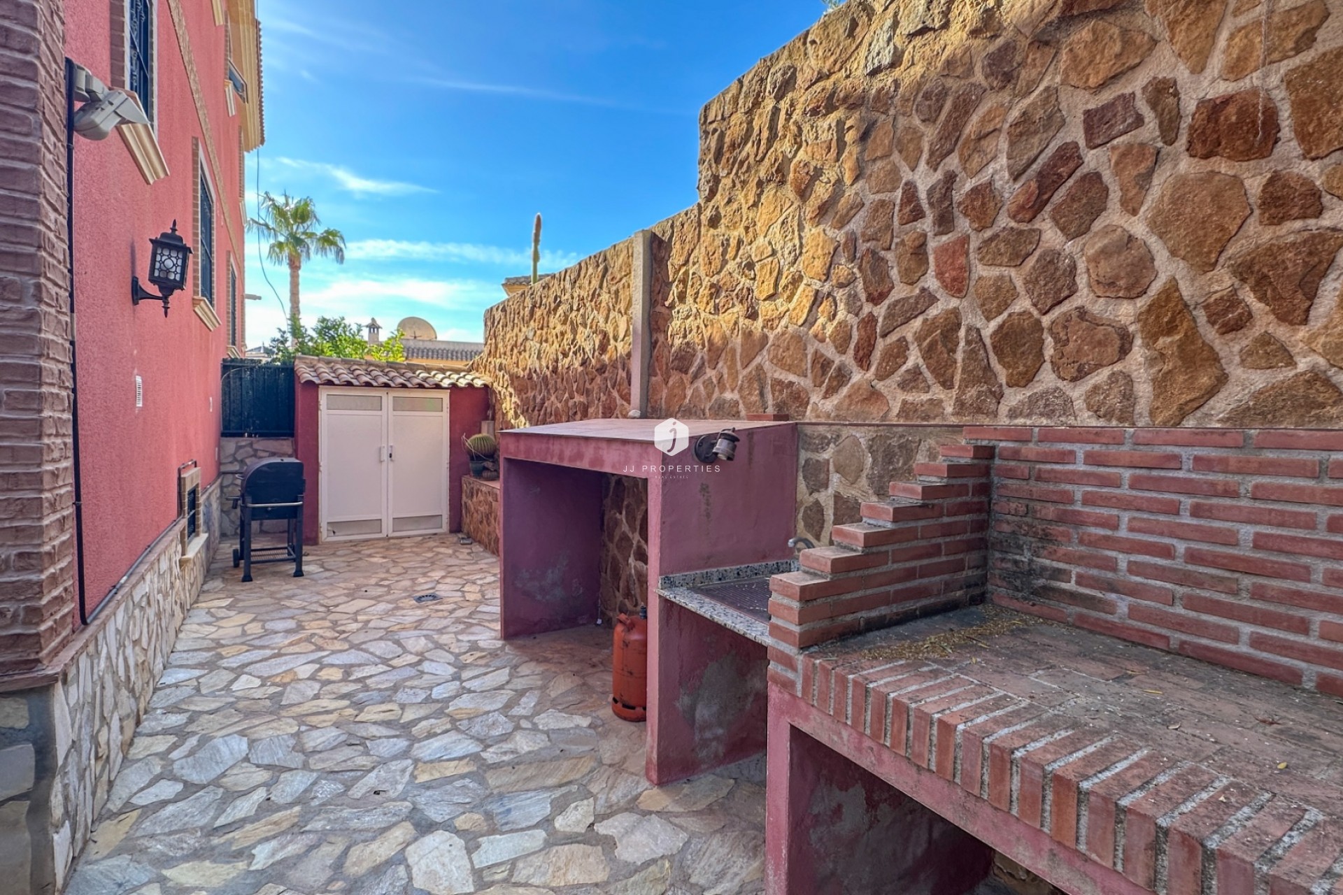 Resale - Chalet -
San Miguel de Salinas - Inland