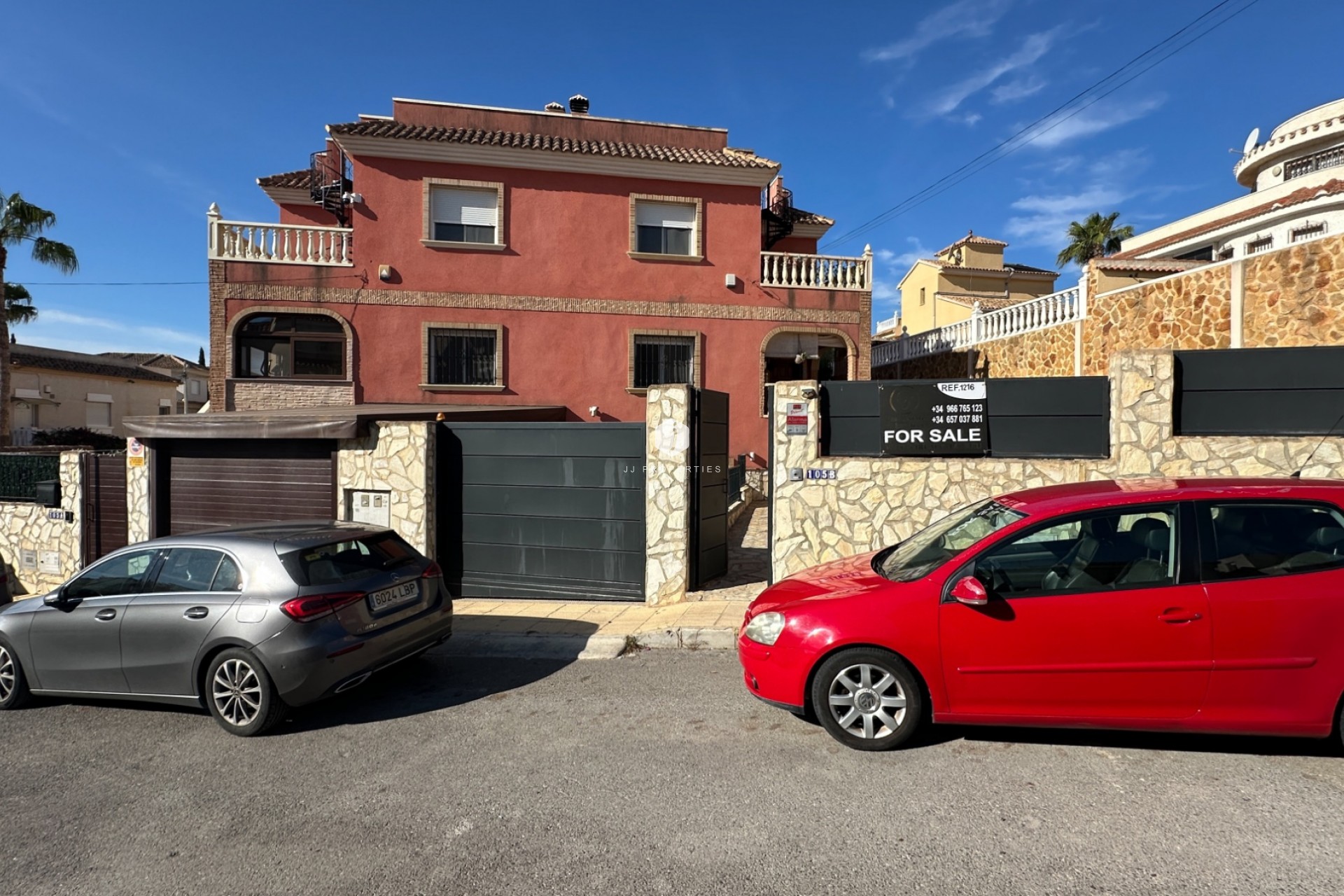 Resale - Chalet -
San Miguel de Salinas - Inland