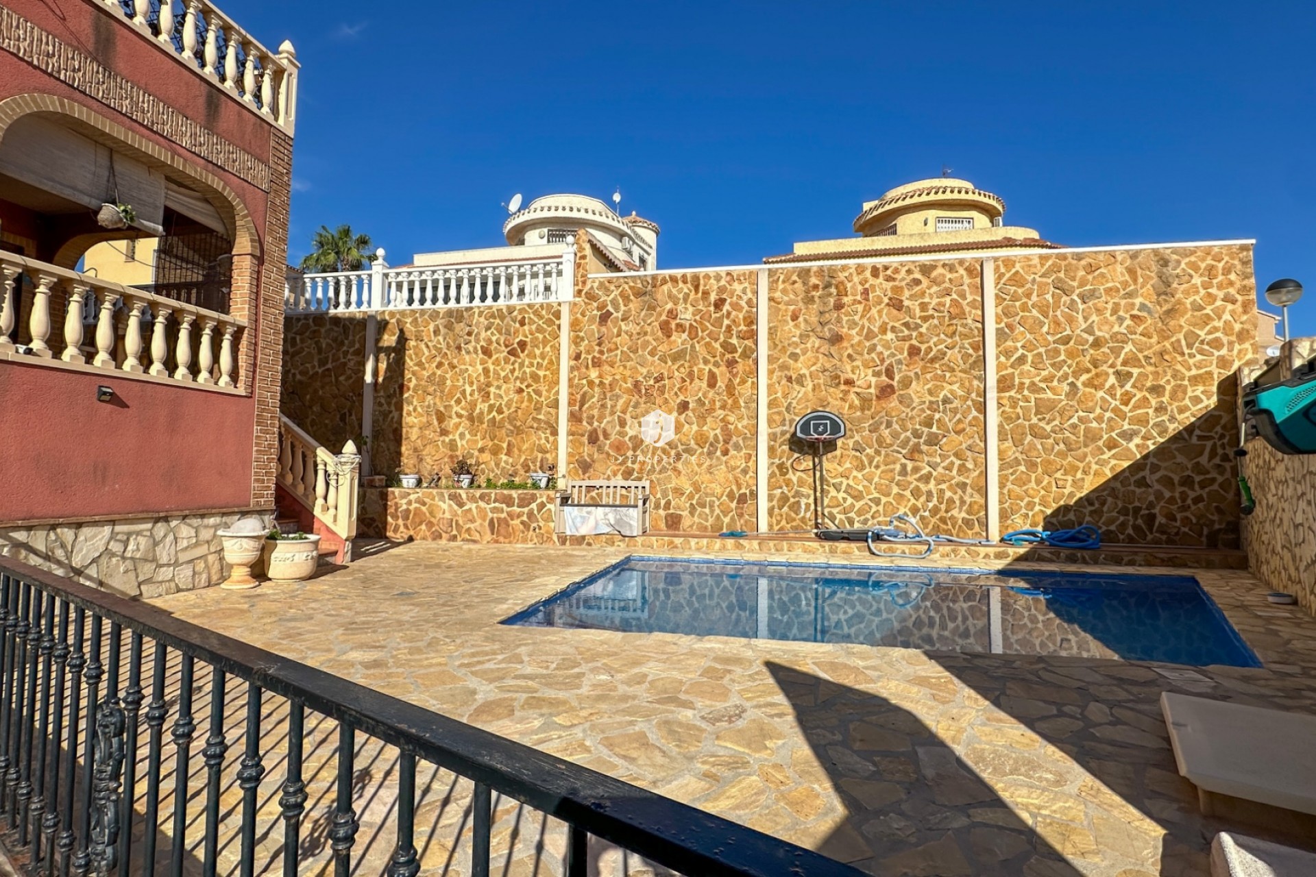 Resale - Chalet -
San Miguel de Salinas - Inland
