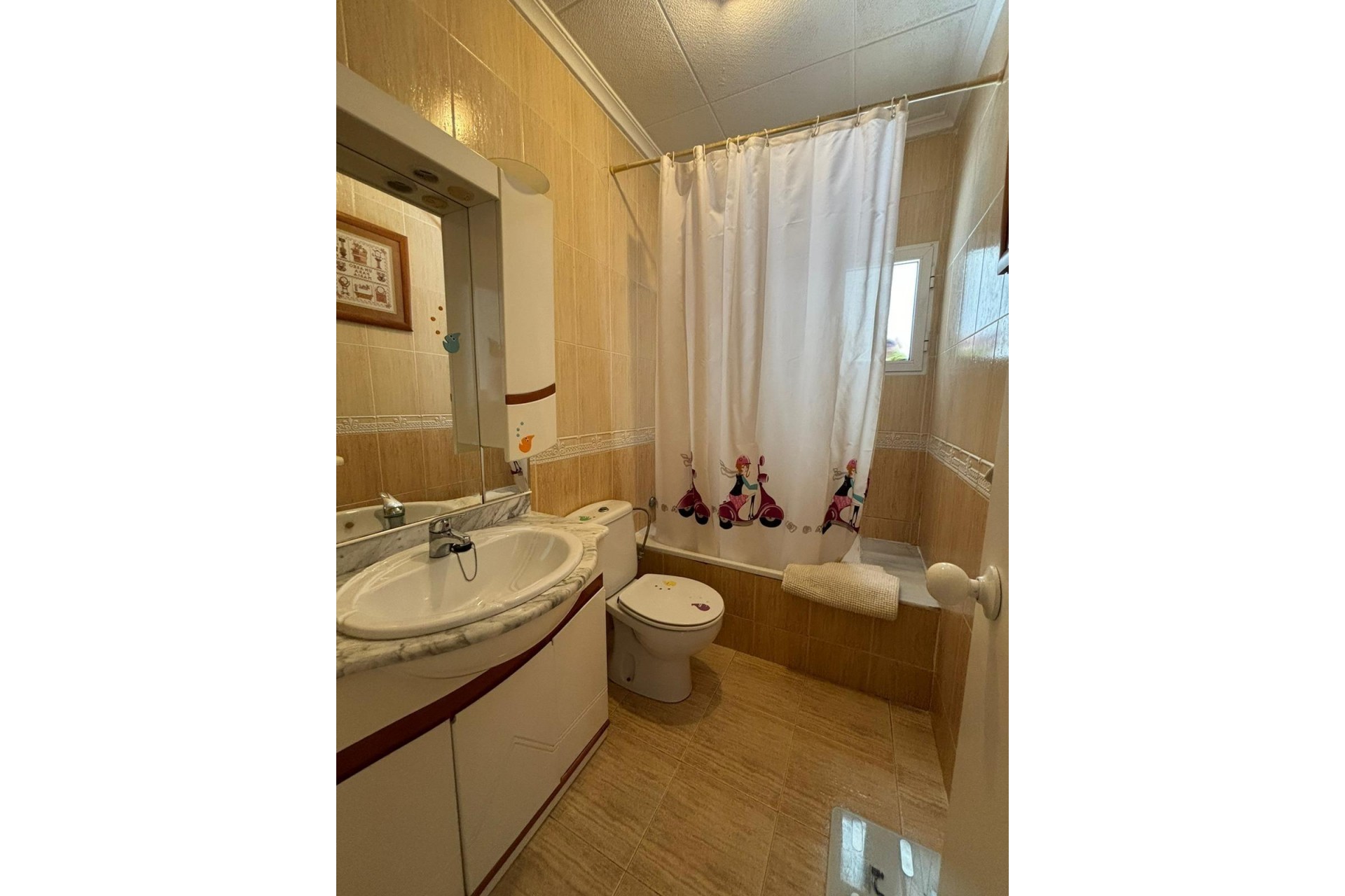 Resale - Chalet -
Torrevieja - Acequion