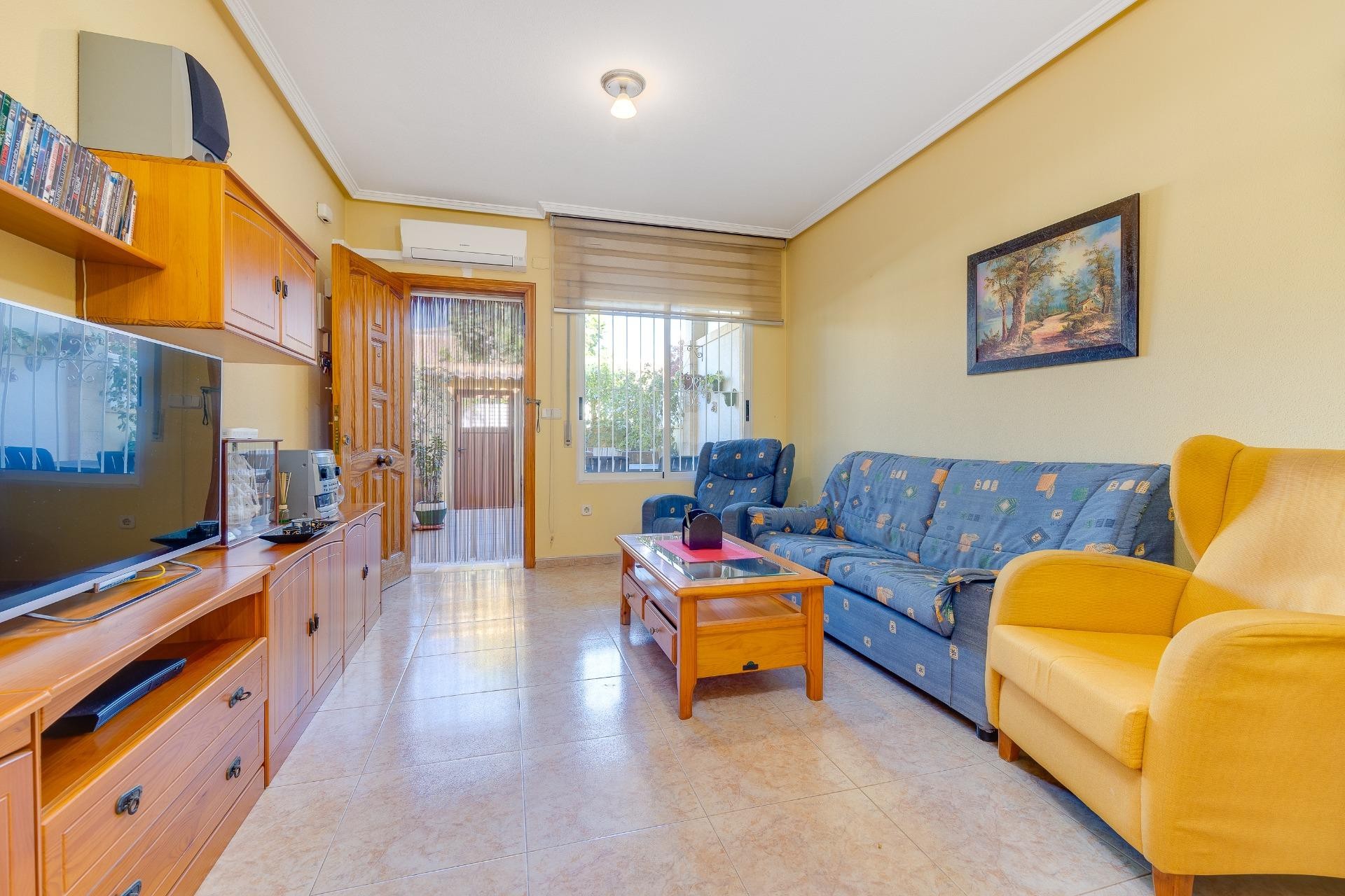 Resale - Chalet -
Torrevieja - Aguas Nuevas 2