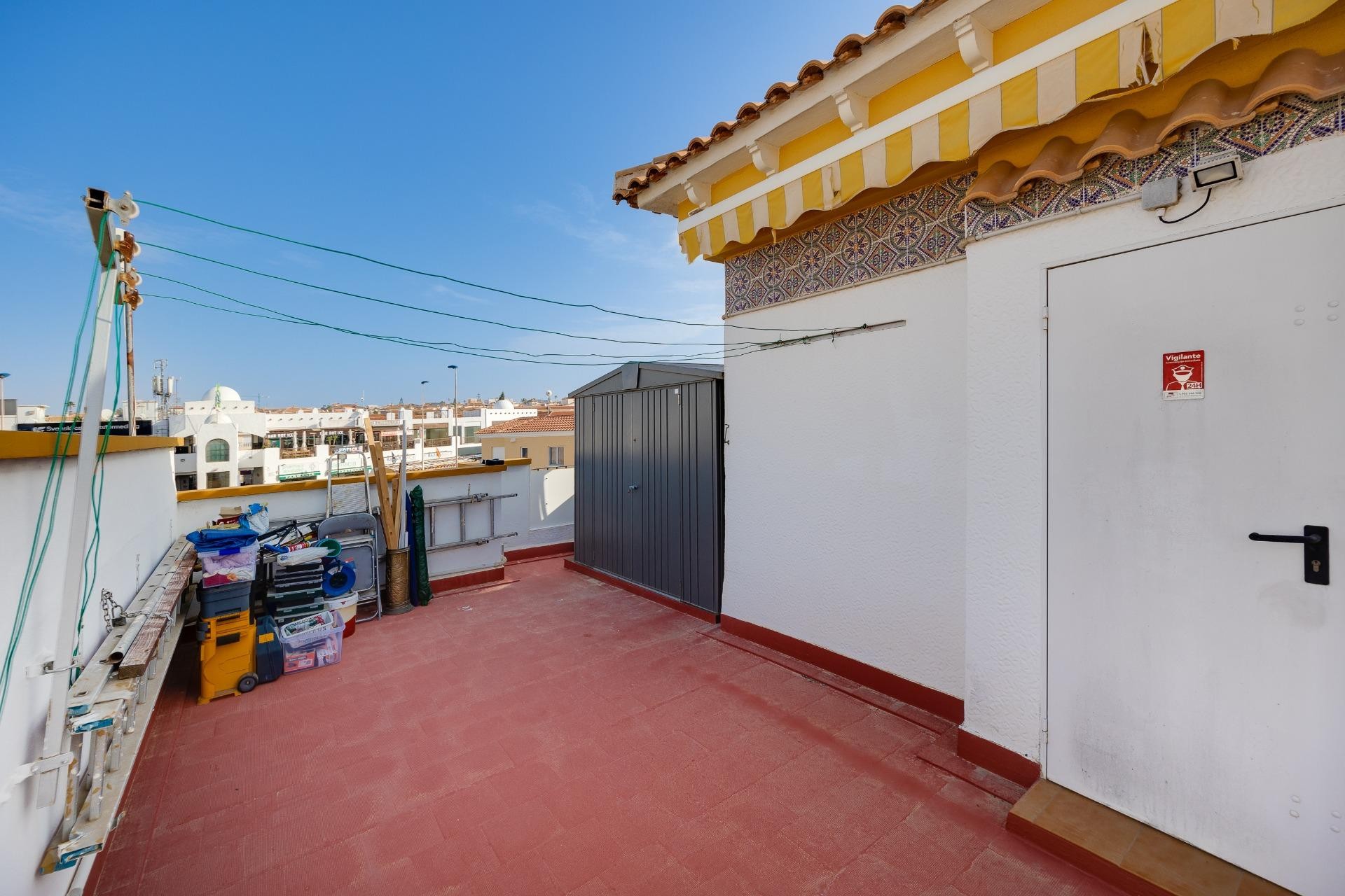 Resale - Chalet -
Torrevieja - Aguas Nuevas 2