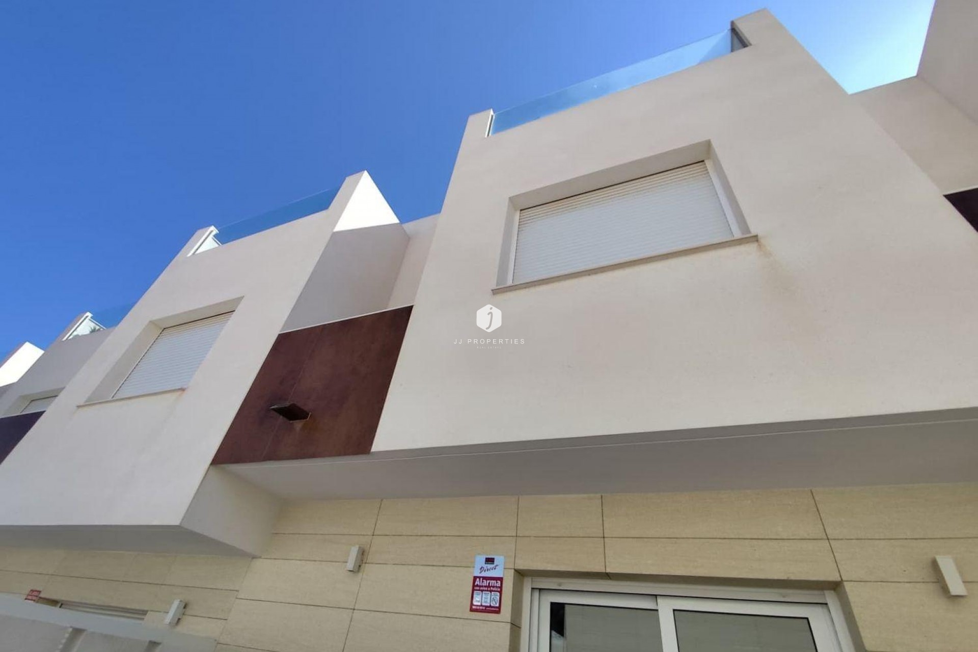 Resale - Chalet -
Torrevieja - aguas nuevas