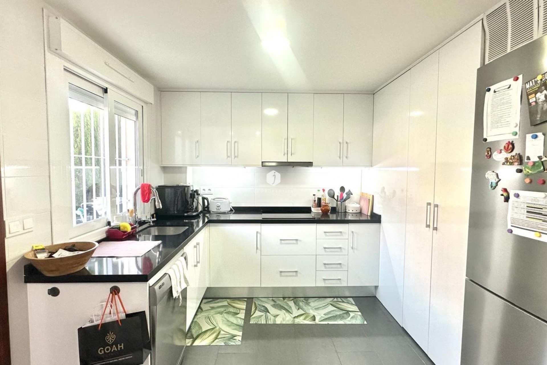 Resale - Chalet -
Torrevieja - aguas nuevas