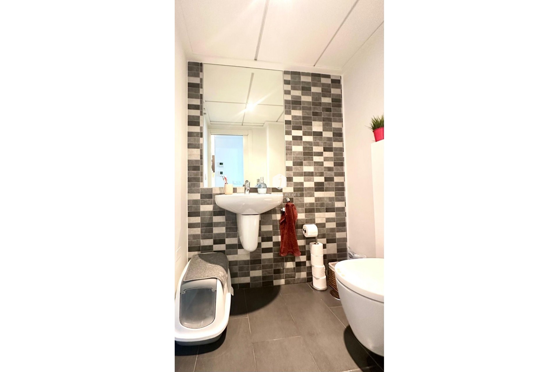 Resale - Chalet -
Torrevieja - aguas nuevas