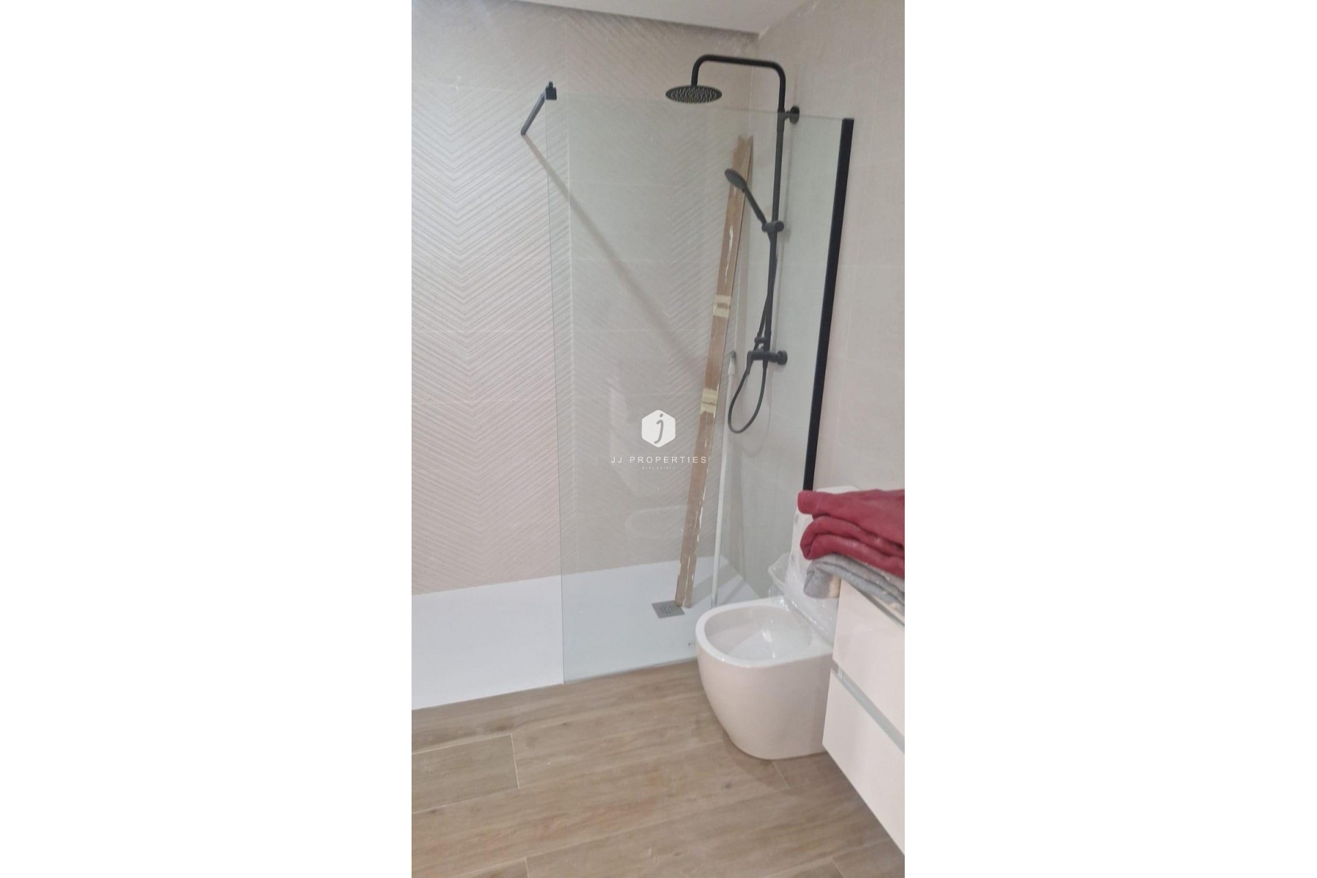 Resale - Chalet -
Torrevieja - aguas nuevas