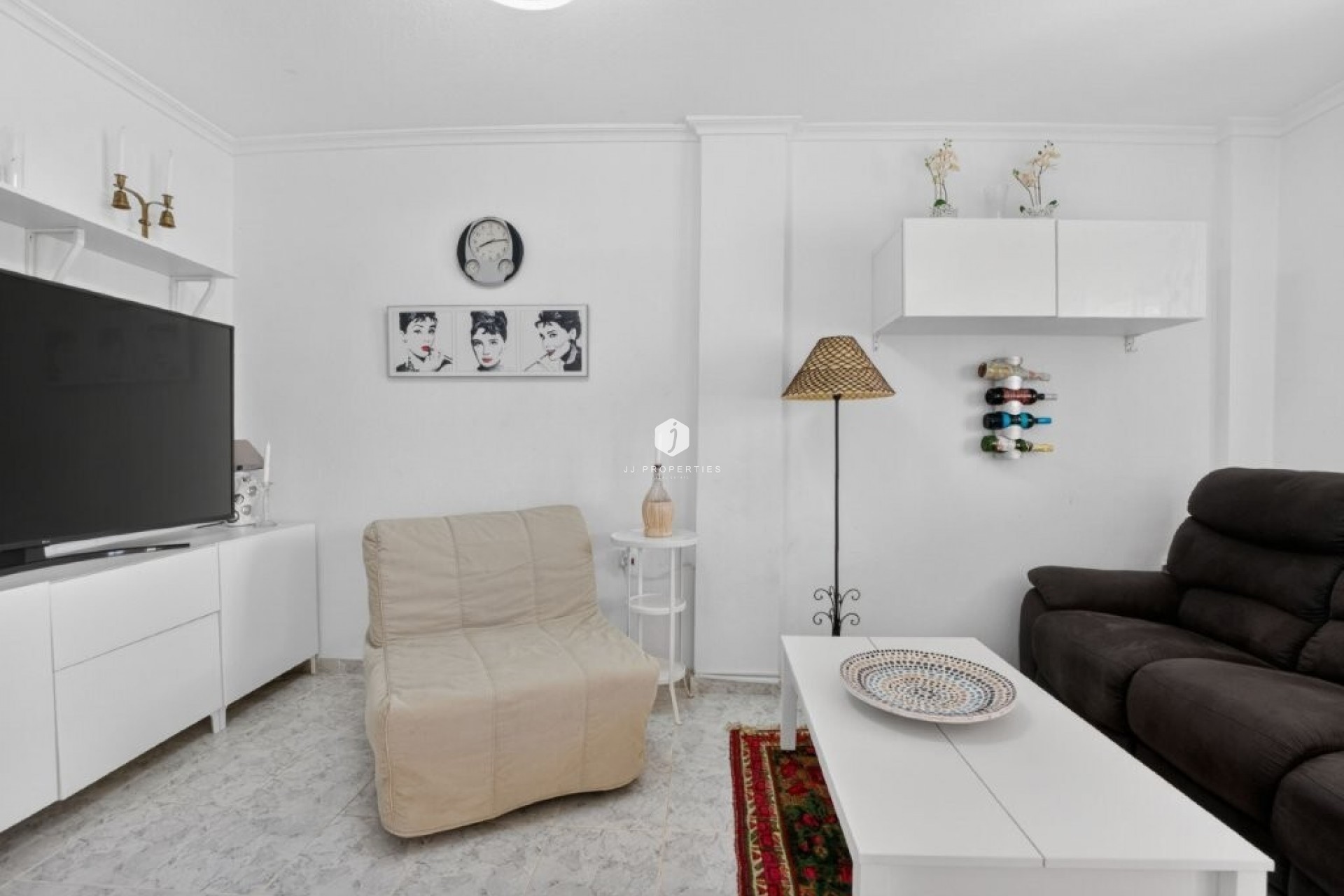 Resale - Chalet -
Torrevieja - aguas nuevas