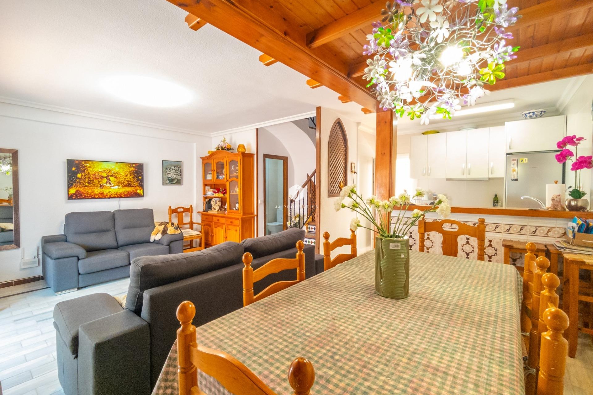 Resale - Chalet -
Torrevieja - Cabo cervera