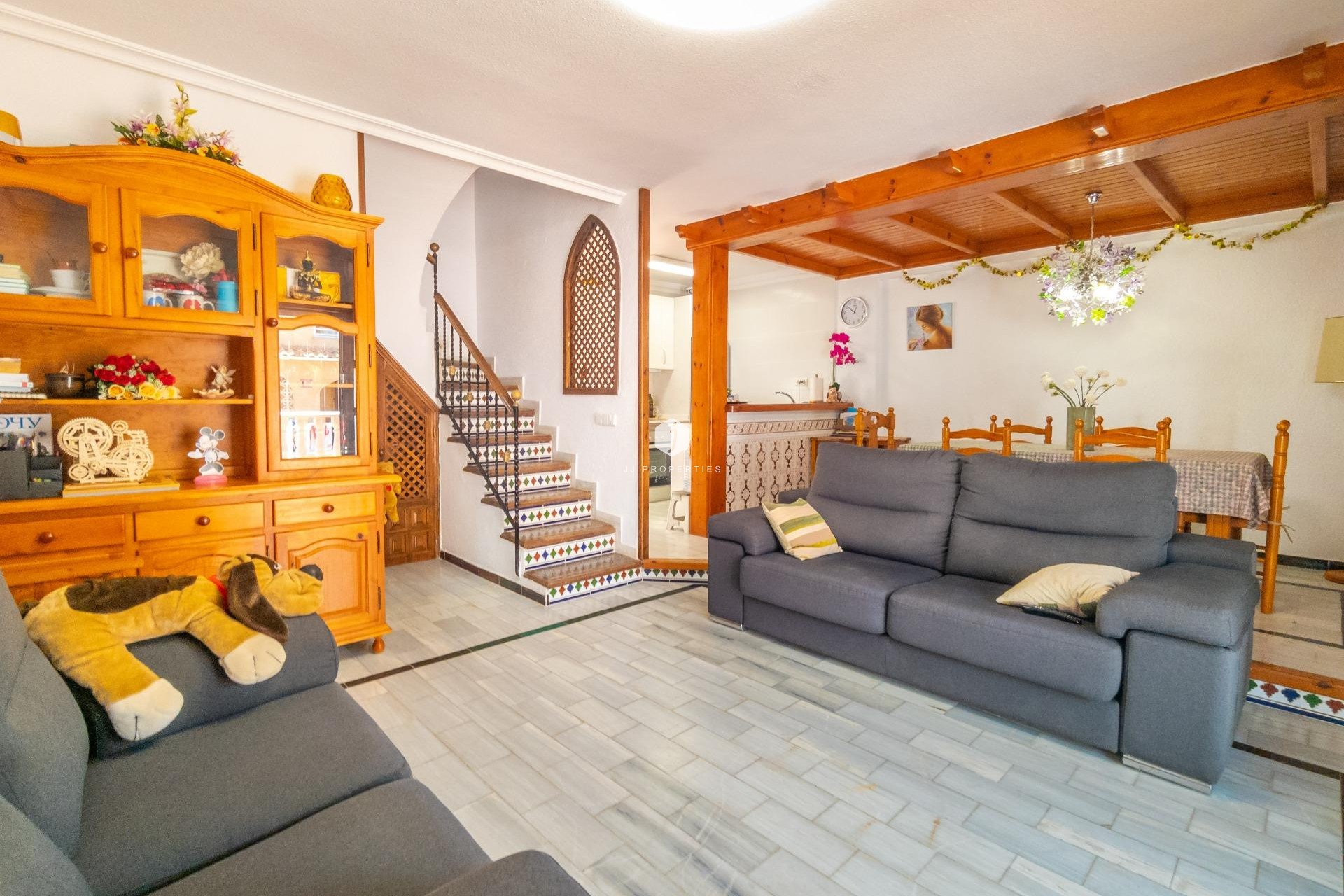 Resale - Chalet -
Torrevieja - Cabo cervera