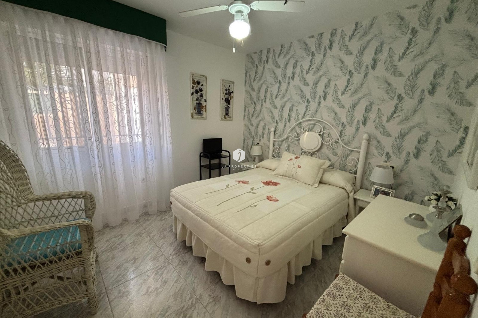 Resale - Chalet -
Torrevieja - Carrefour