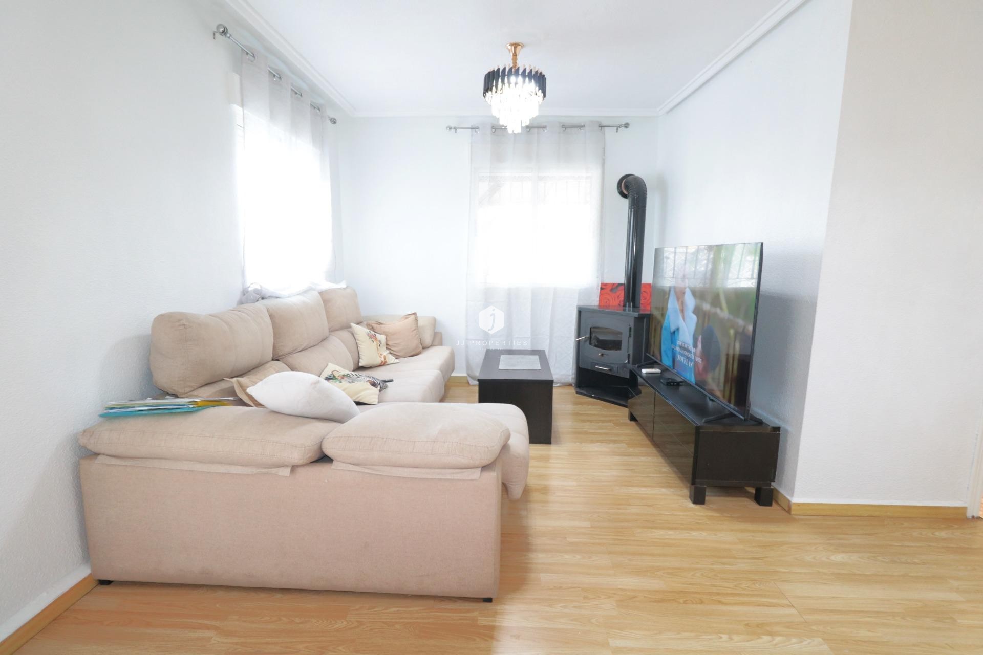 Resale - Chalet -
Torrevieja - Carrefour