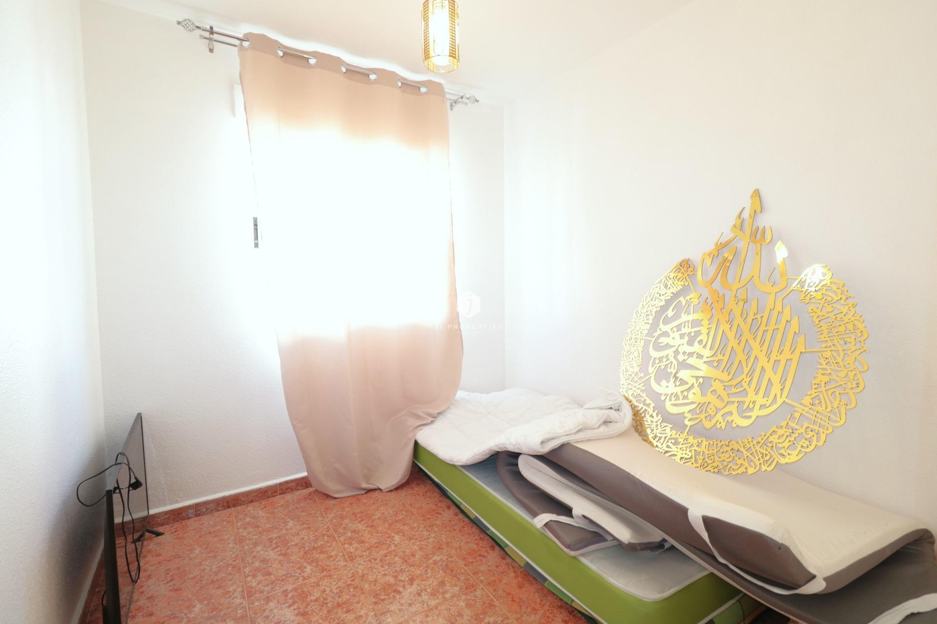 Resale - Chalet -
Torrevieja - Carrefour