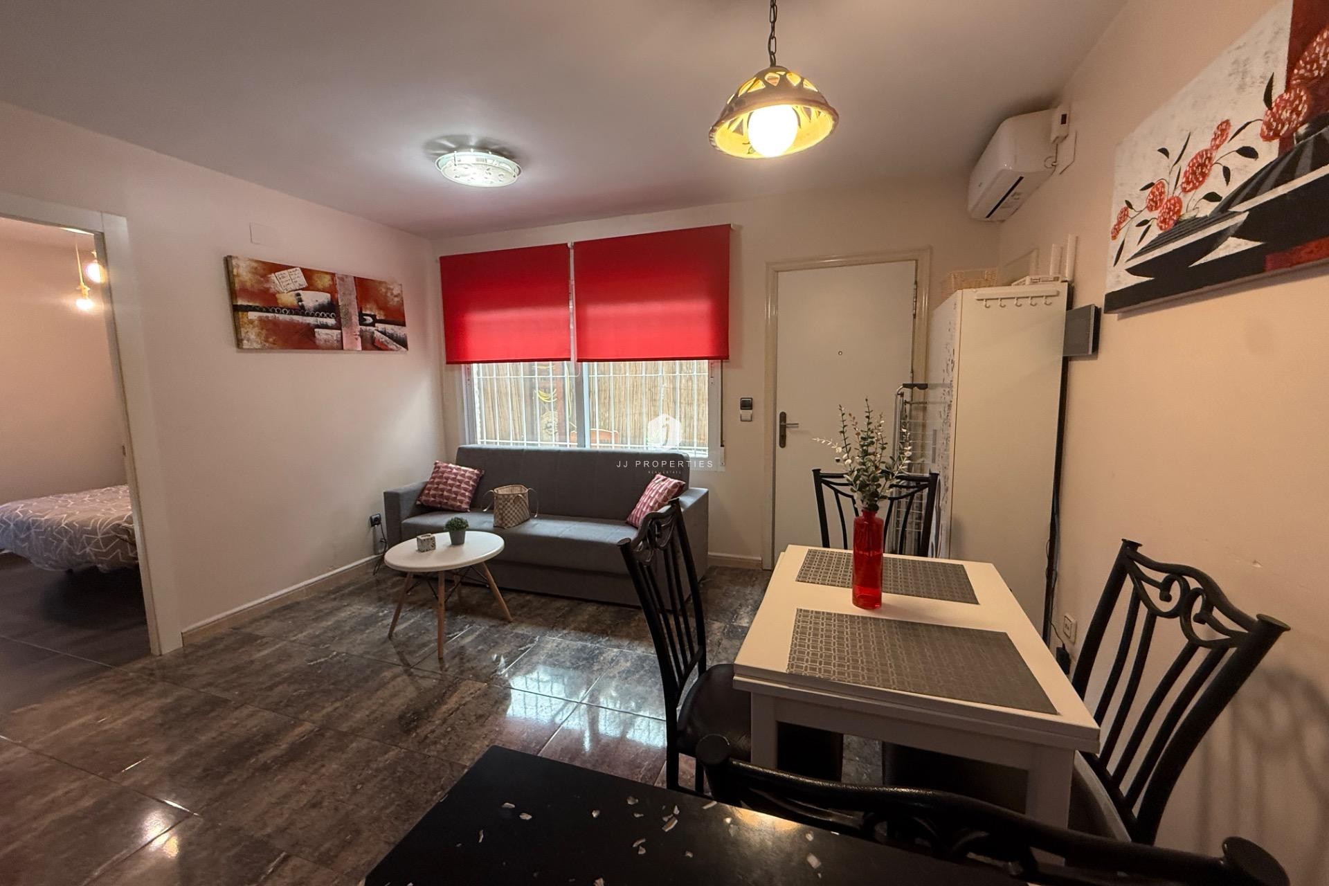 Resale - Chalet -
Torrevieja - Carrefour