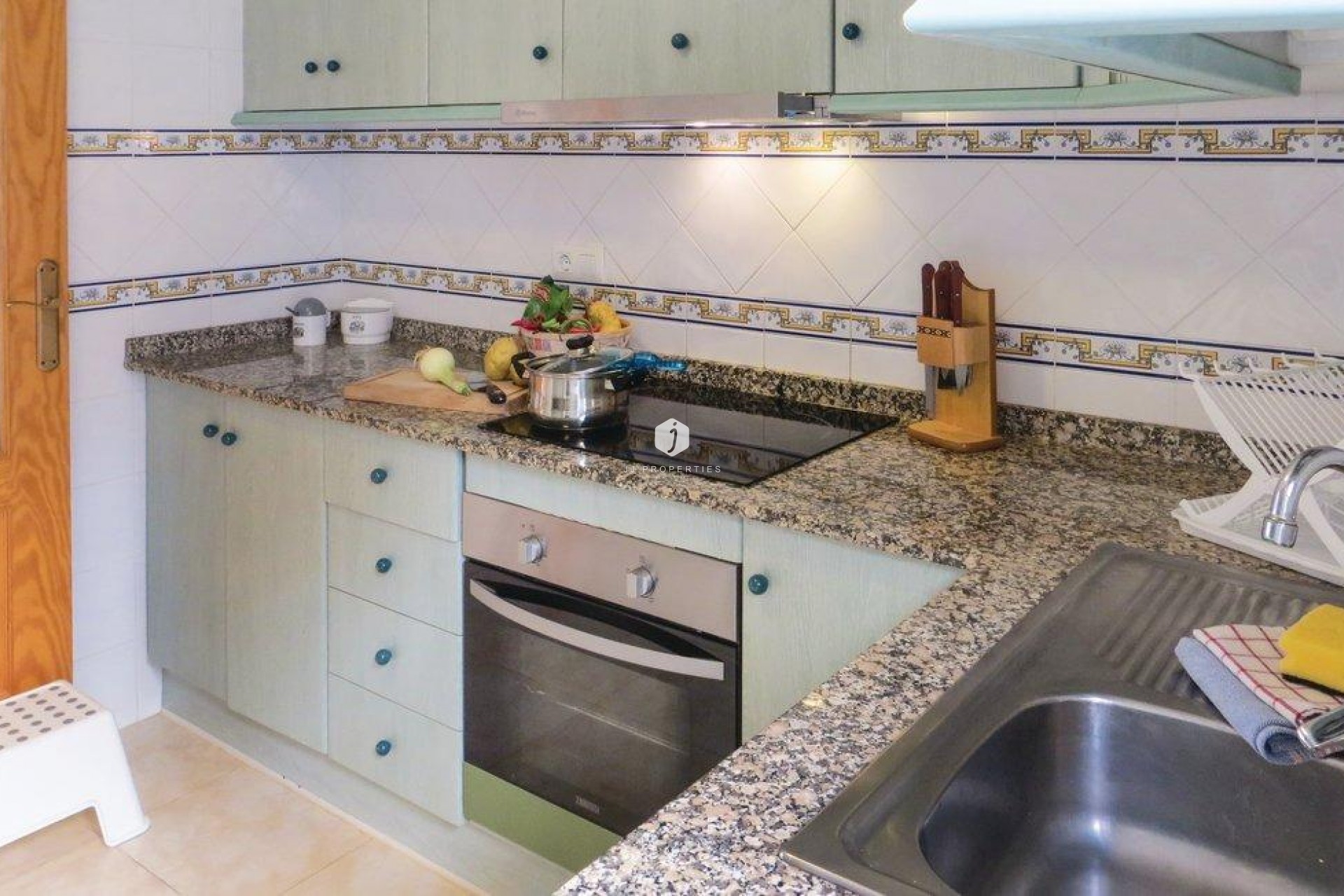 Resale - Chalet -
Torrevieja - Carrefour