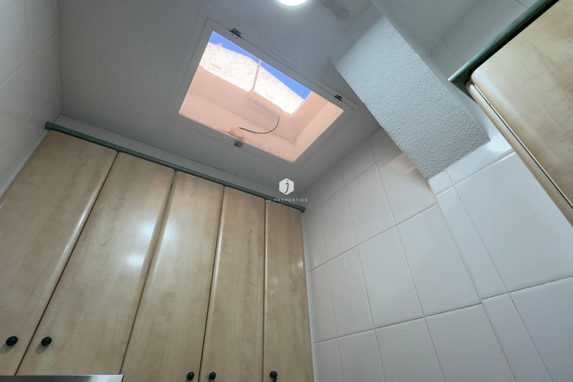 Resale - Chalet -
Torrevieja - Centro