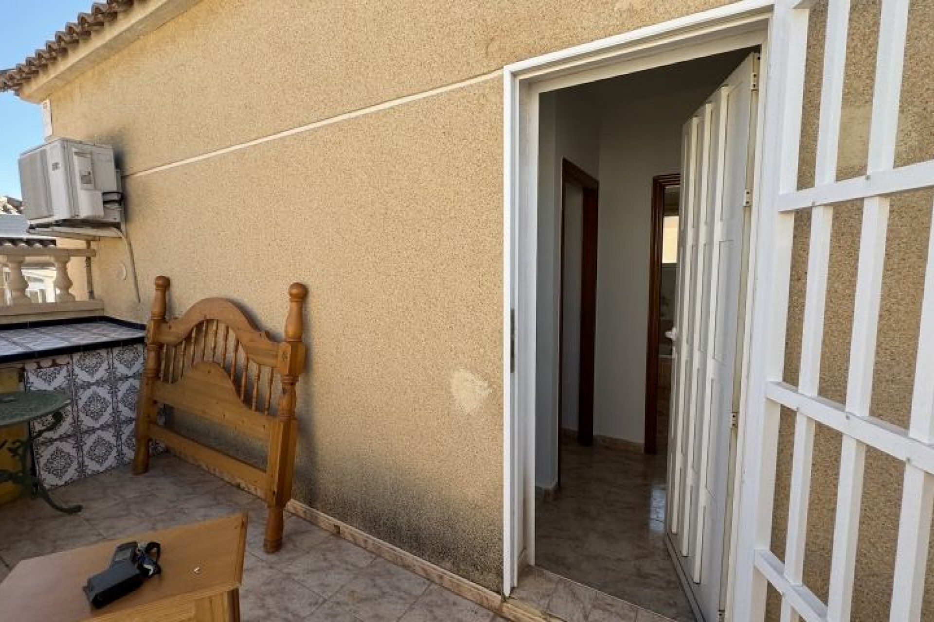 Resale - Chalet -
Torrevieja - Costa Blanca