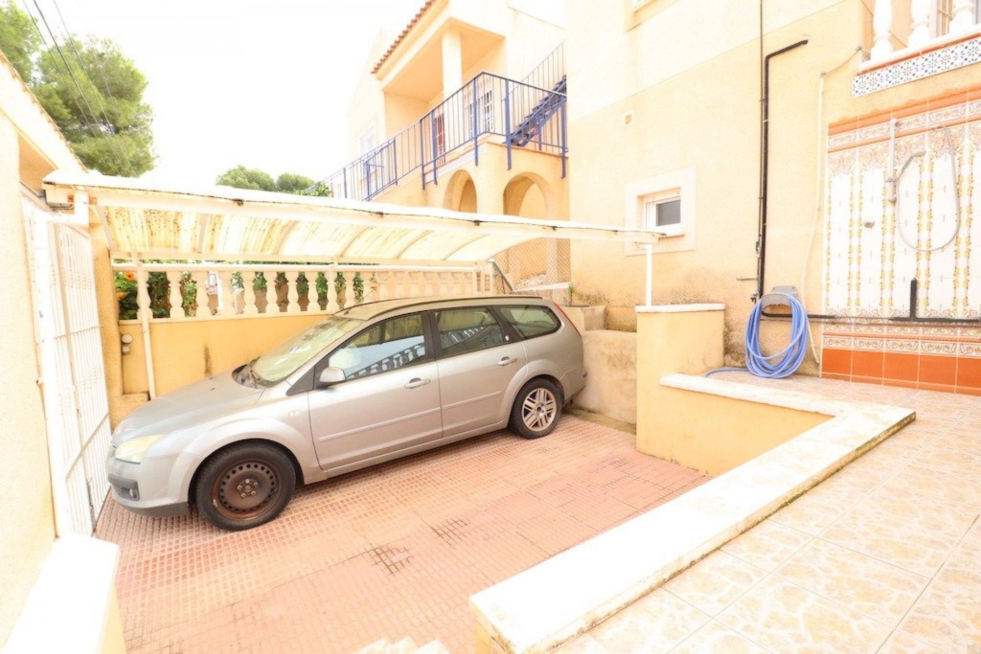 Resale - Chalet -
Torrevieja - Costa Blanca