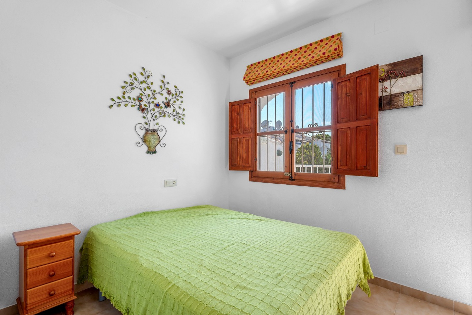 Resale - Chalet -
Torrevieja - Costa Blanca