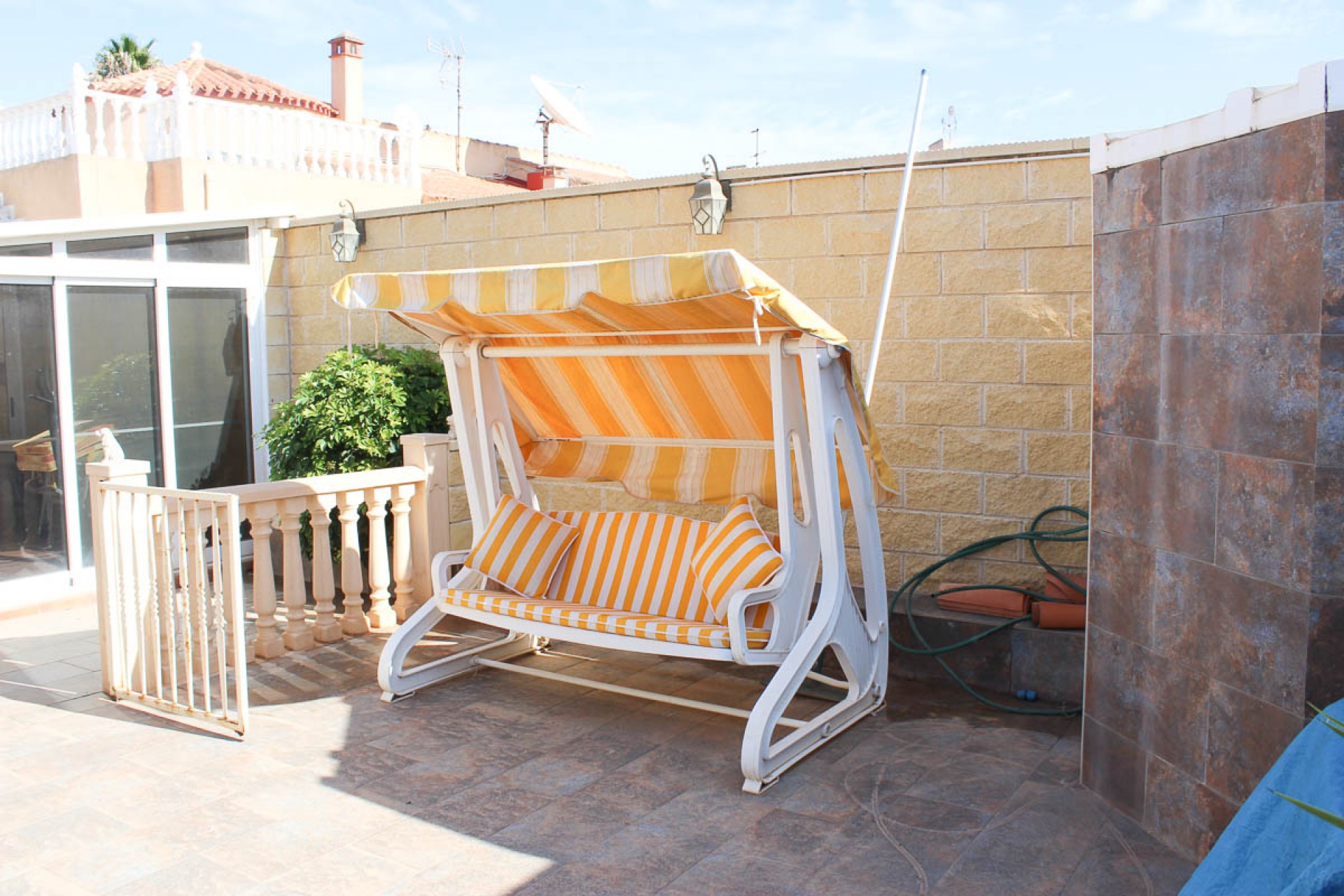 Resale - Chalet -
Torrevieja - Costa Blanca