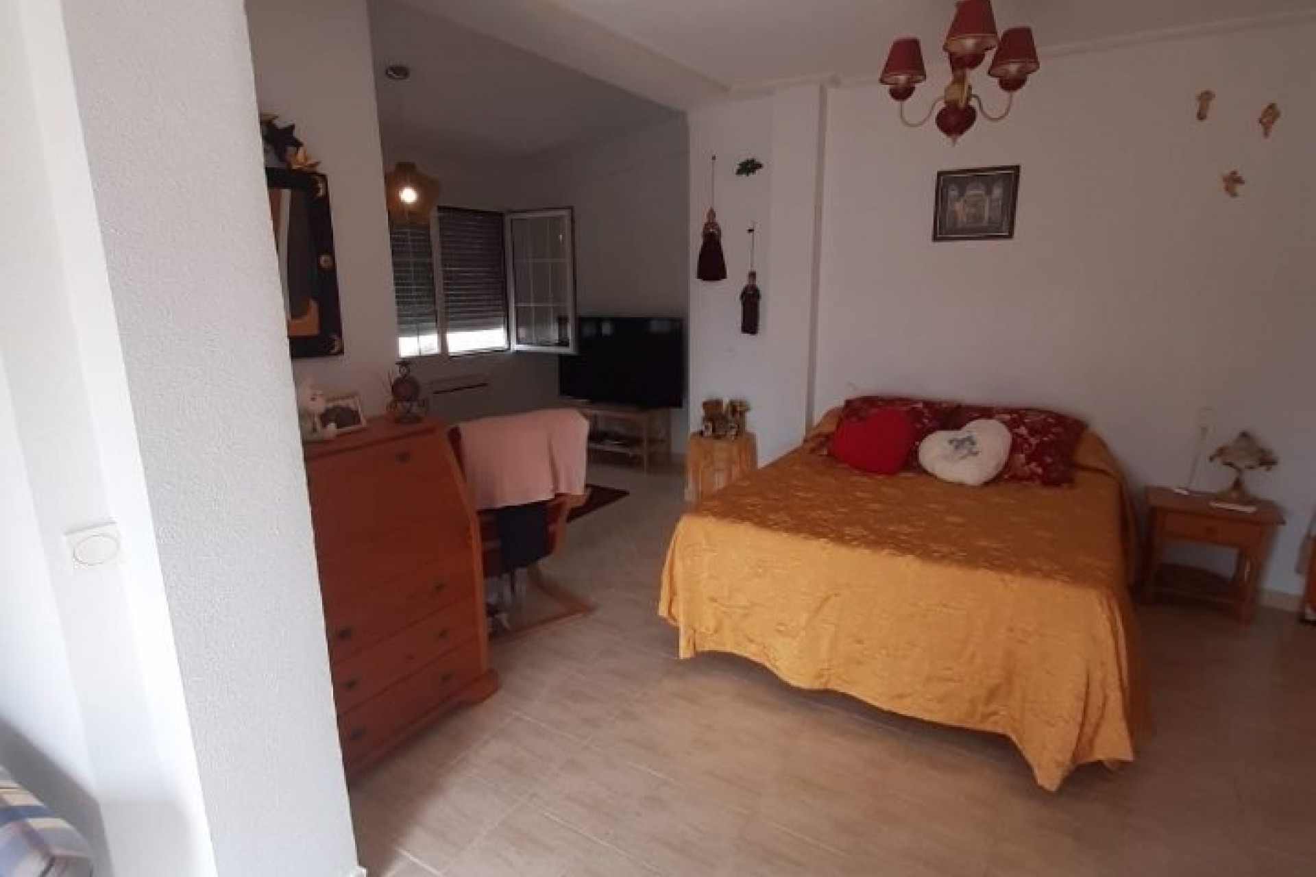 Resale - Chalet -
Torrevieja - Costa Blanca