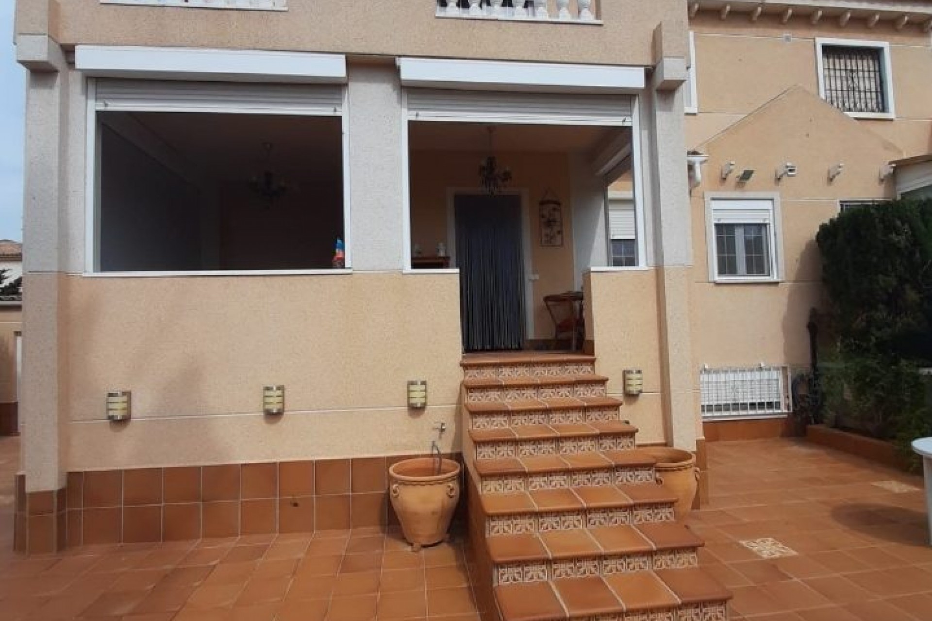 Resale - Chalet -
Torrevieja - Costa Blanca