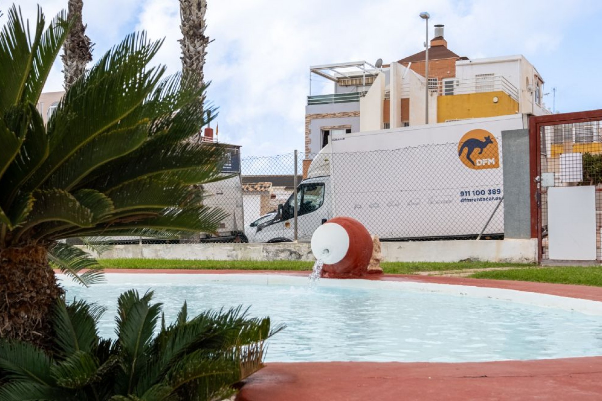 Resale - Chalet -
Torrevieja - Costa Blanca