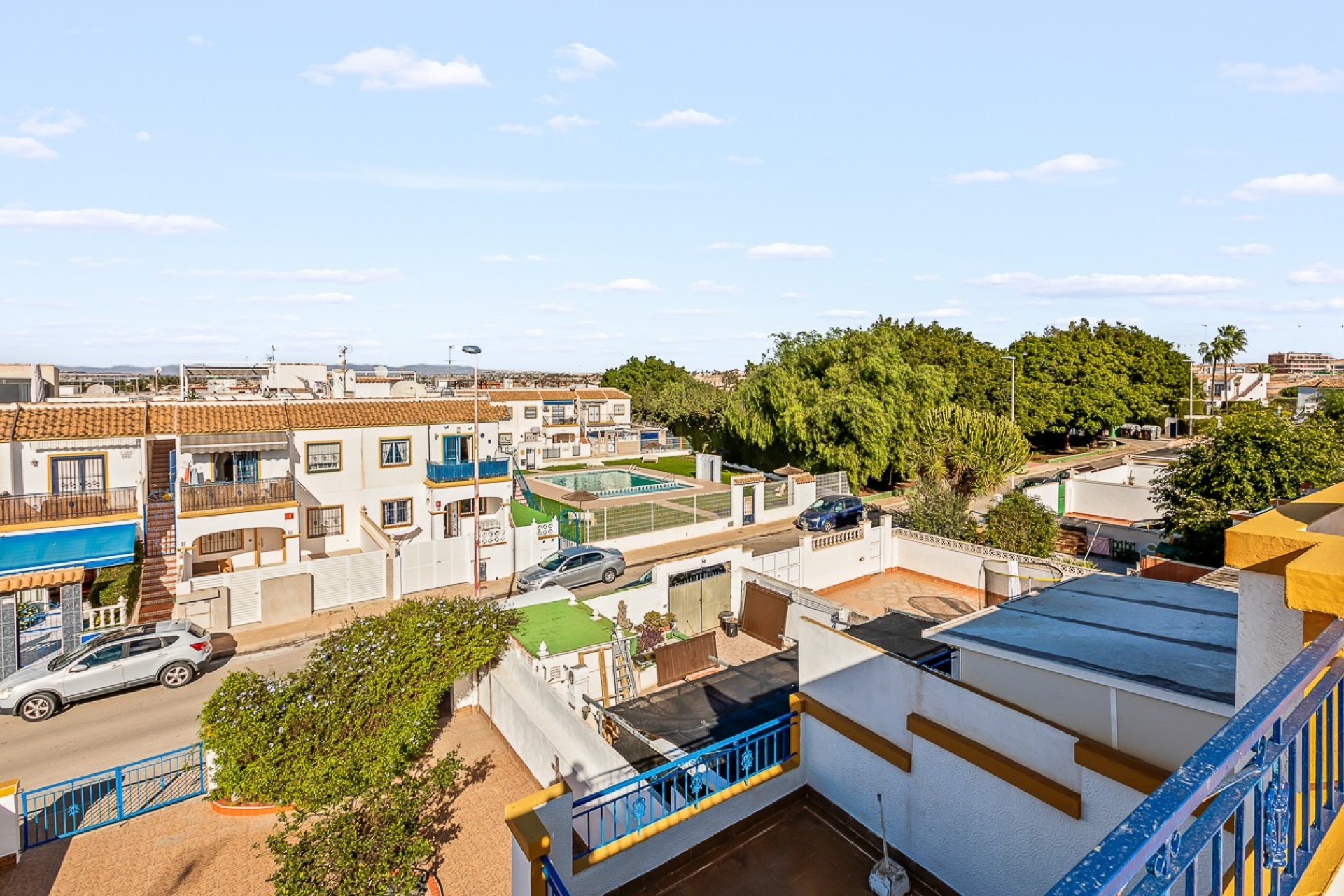 Resale - Chalet -
Torrevieja - Costa Blanca