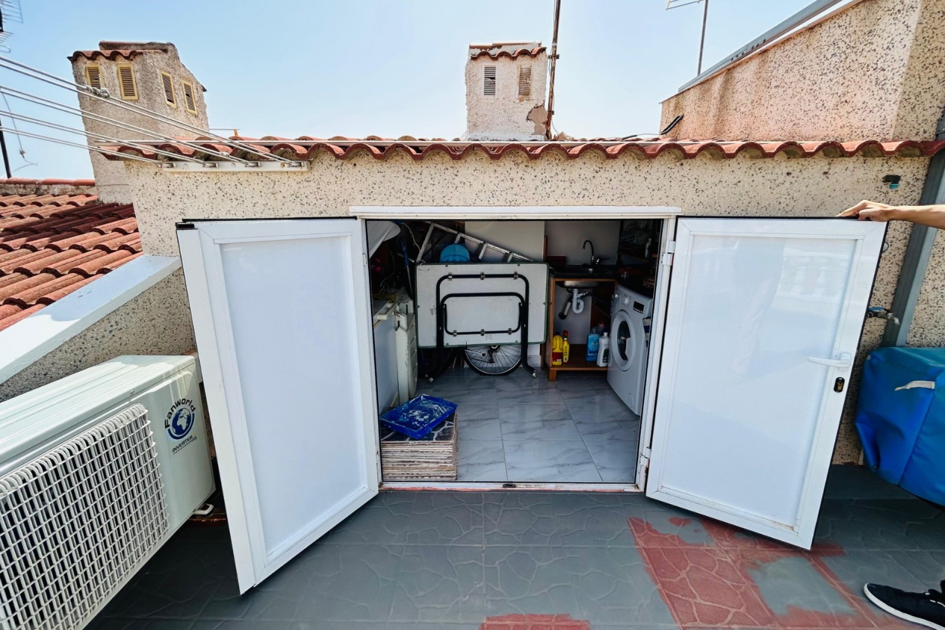 Resale - Chalet -
Torrevieja - Costa Blanca