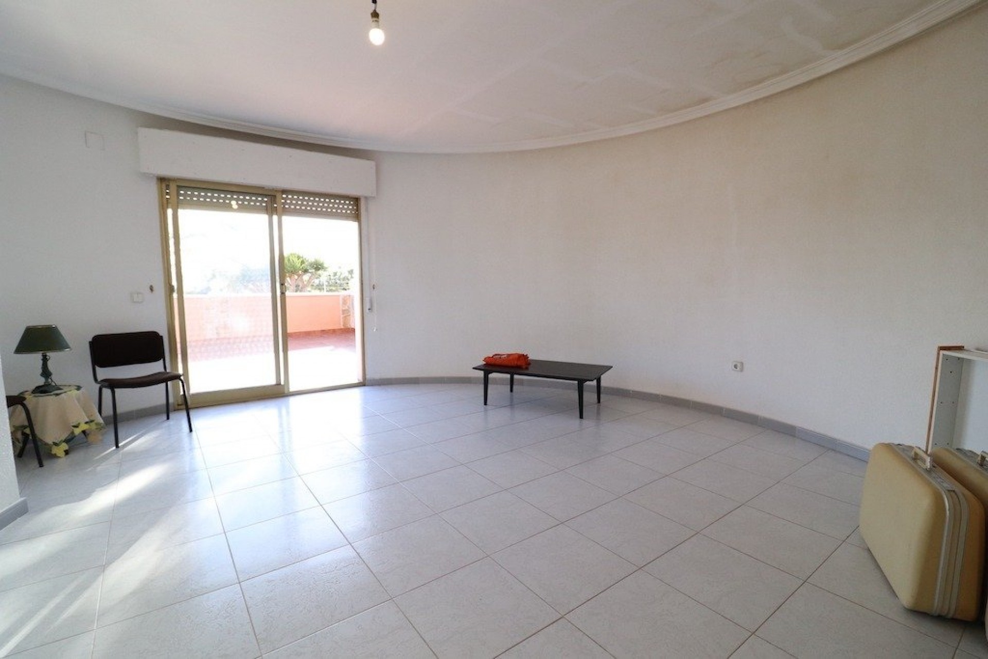 Resale - Chalet -
Torrevieja - Costa Blanca