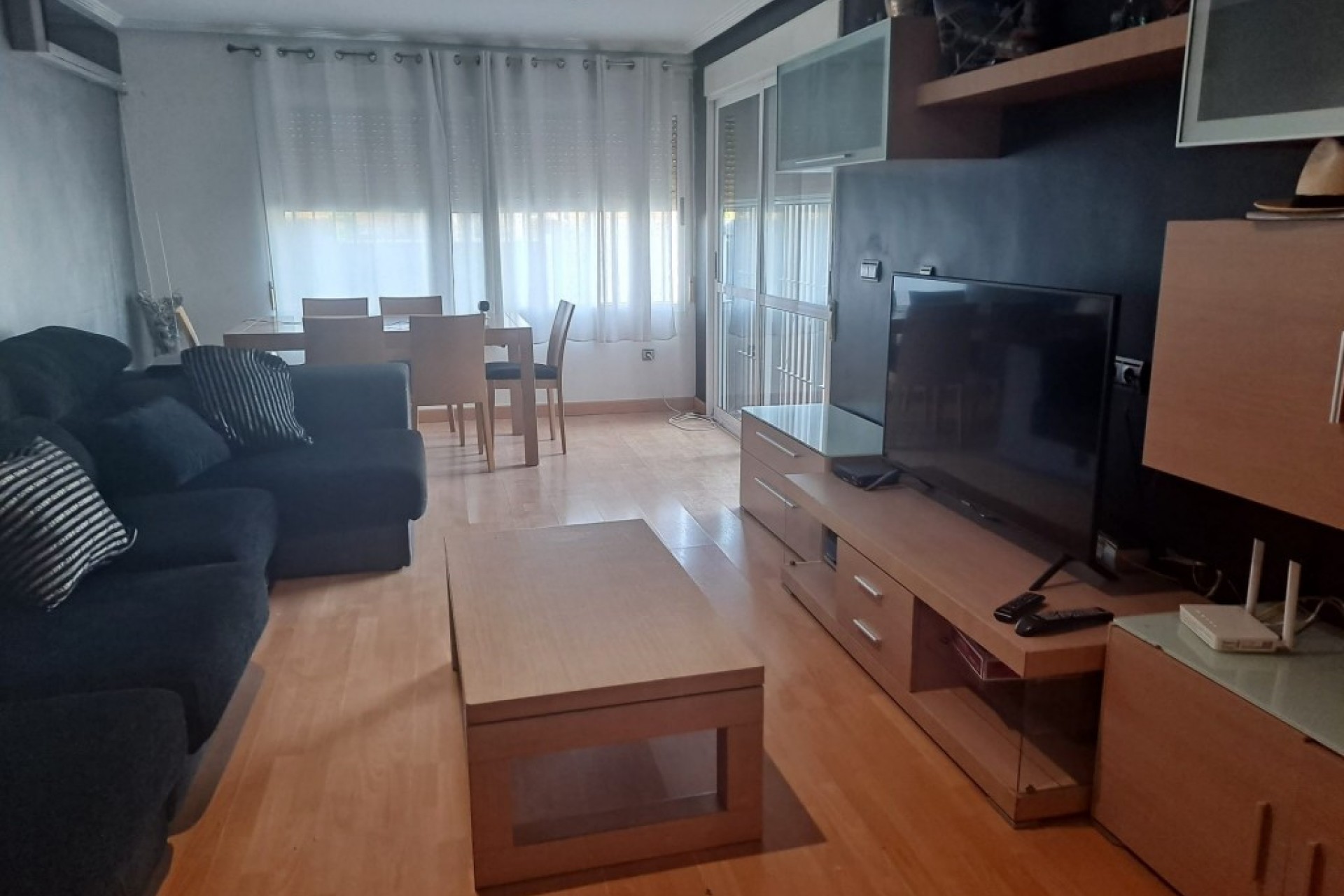 Resale - Chalet -
Torrevieja - Costa Blanca