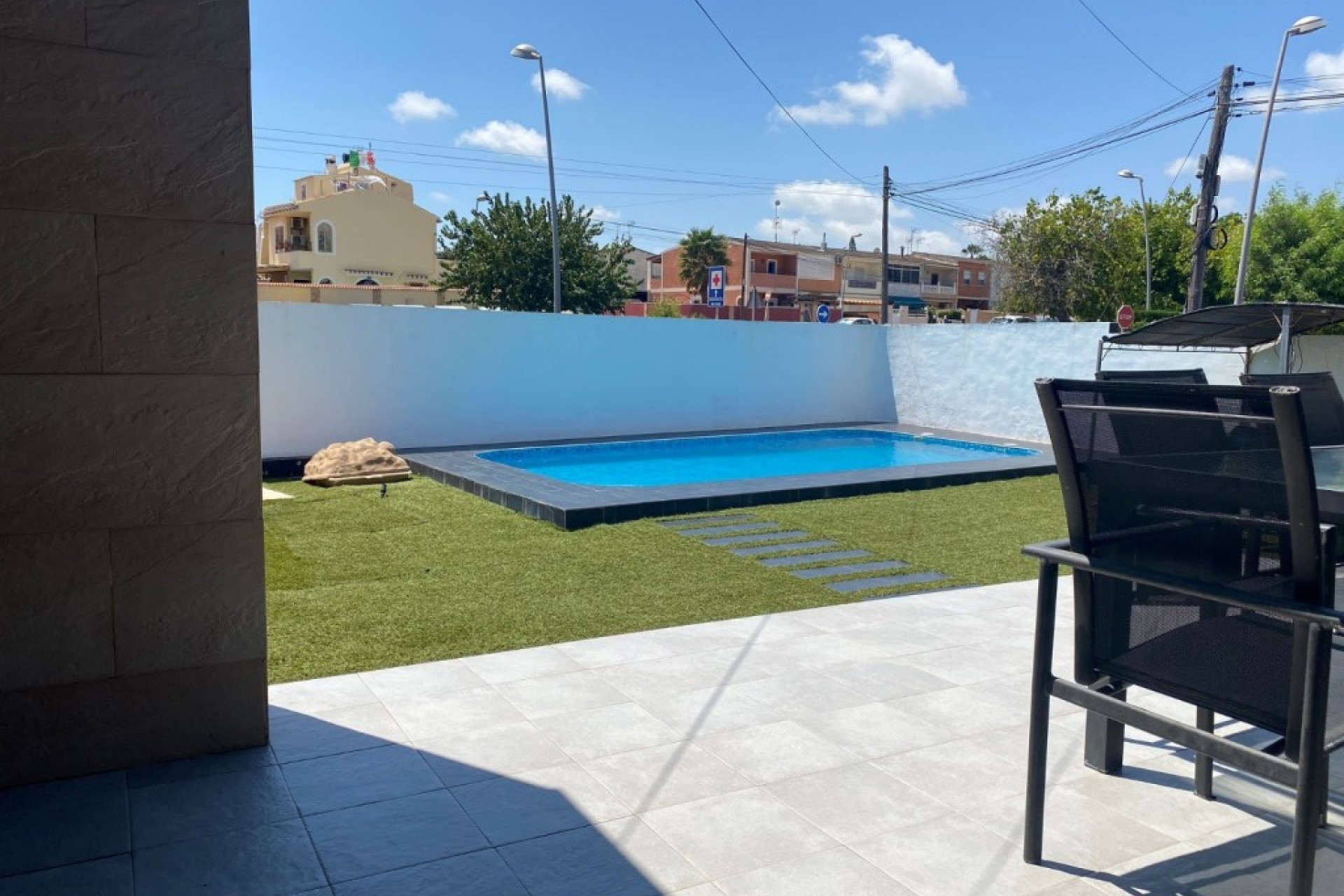 Resale - Chalet -
Torrevieja - Costa Blanca