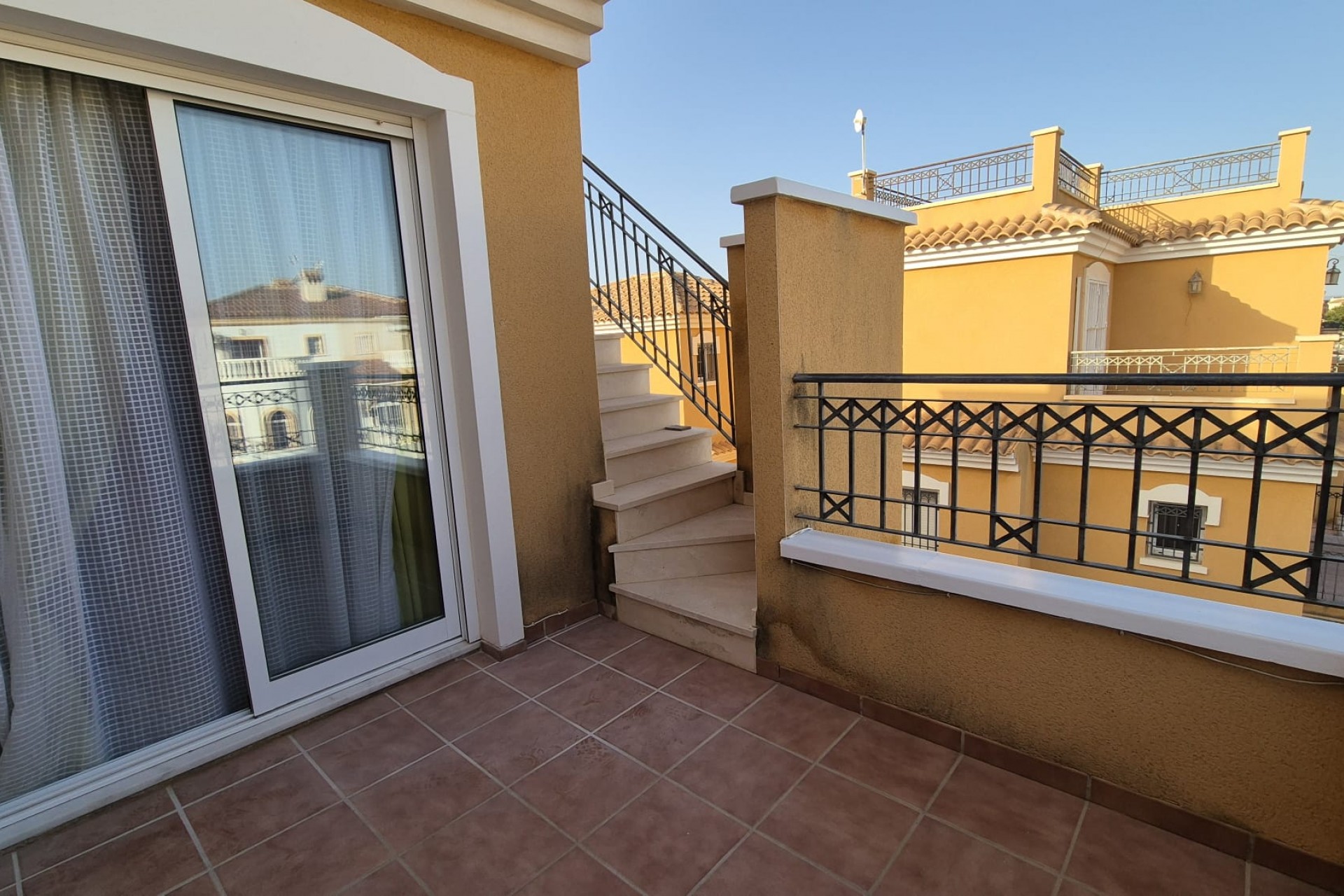 Resale - Chalet -
Torrevieja - Costa Blanca