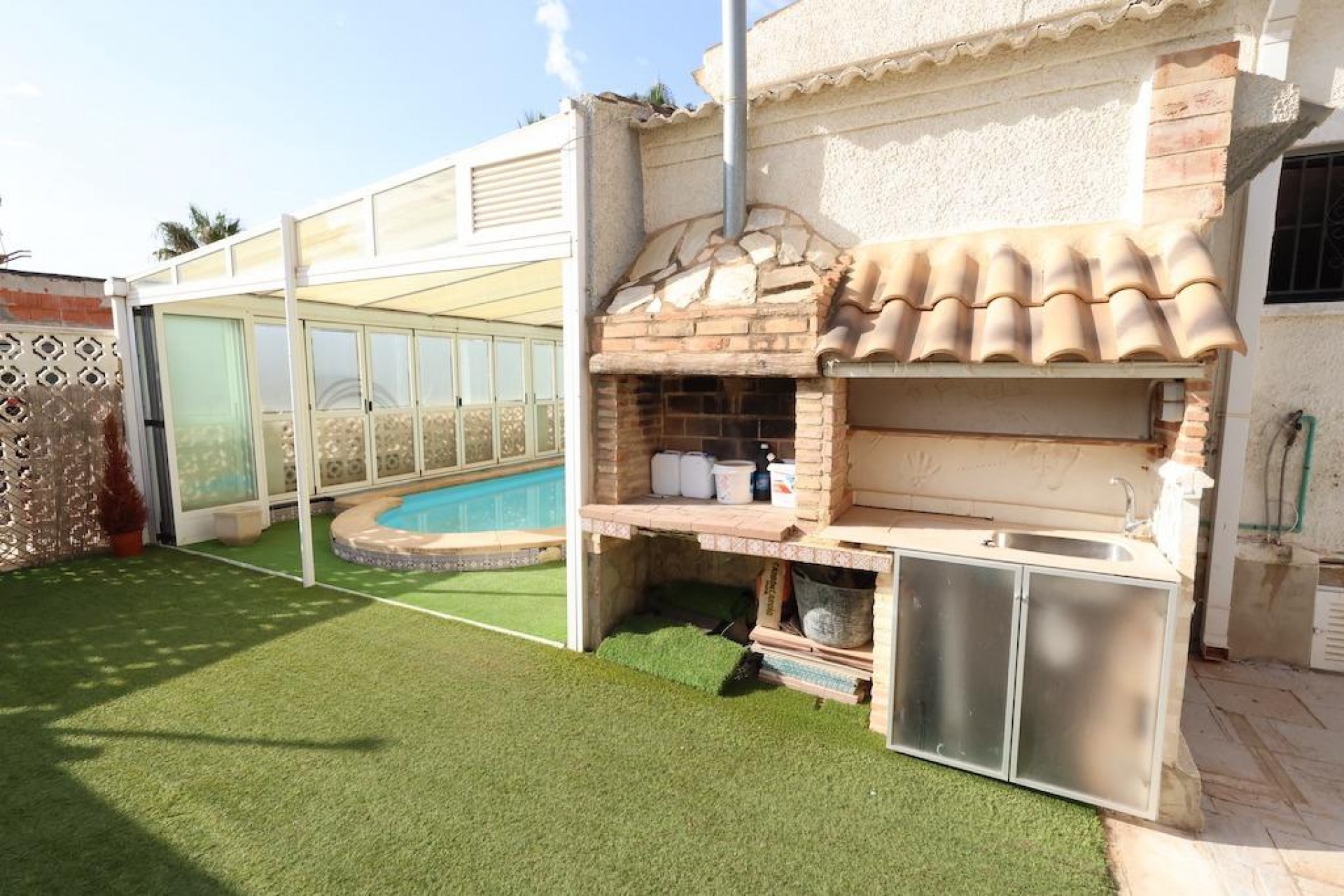 Resale - Chalet -
Torrevieja - Costa Blanca