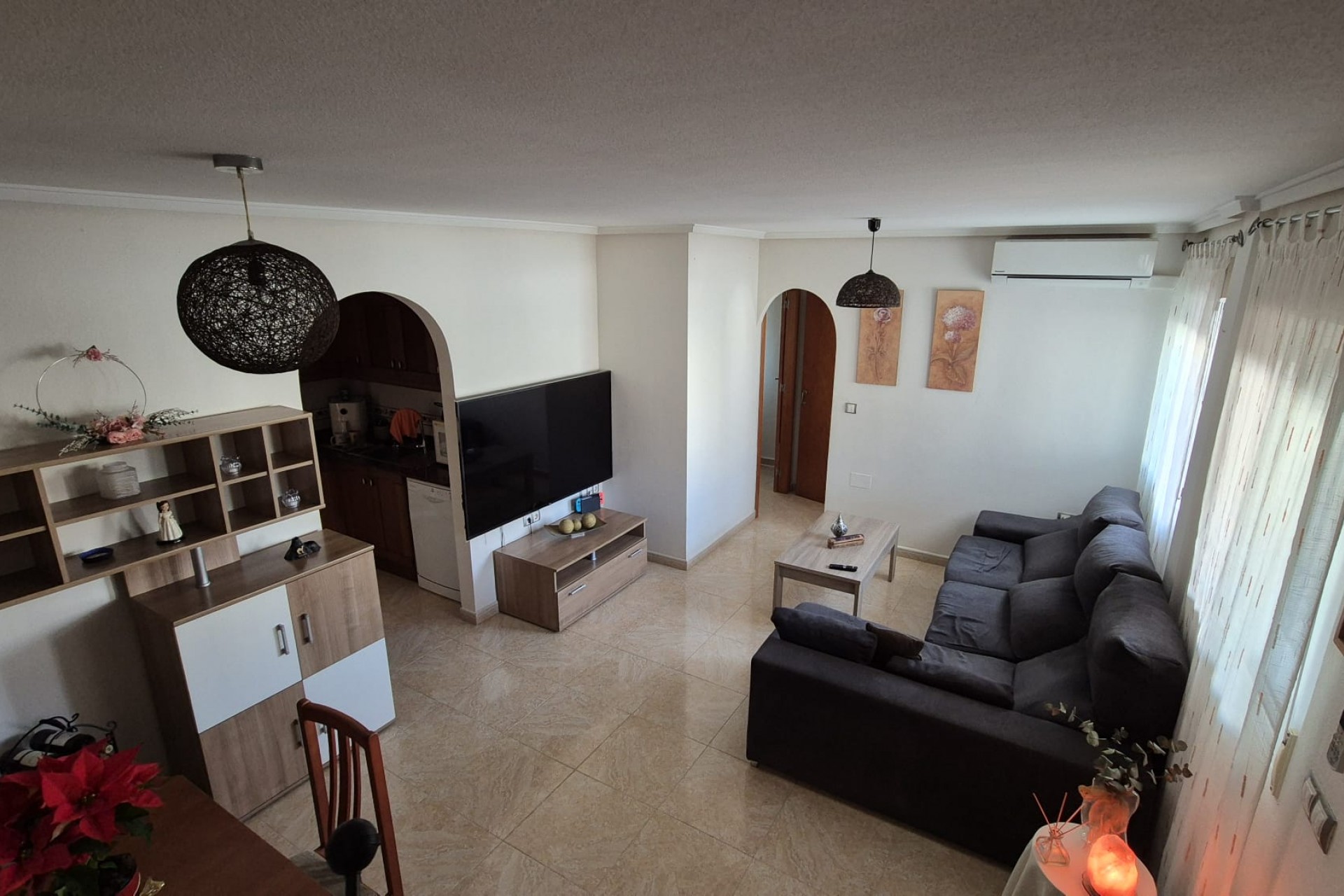 Resale - Chalet -
Torrevieja - Costa Blanca