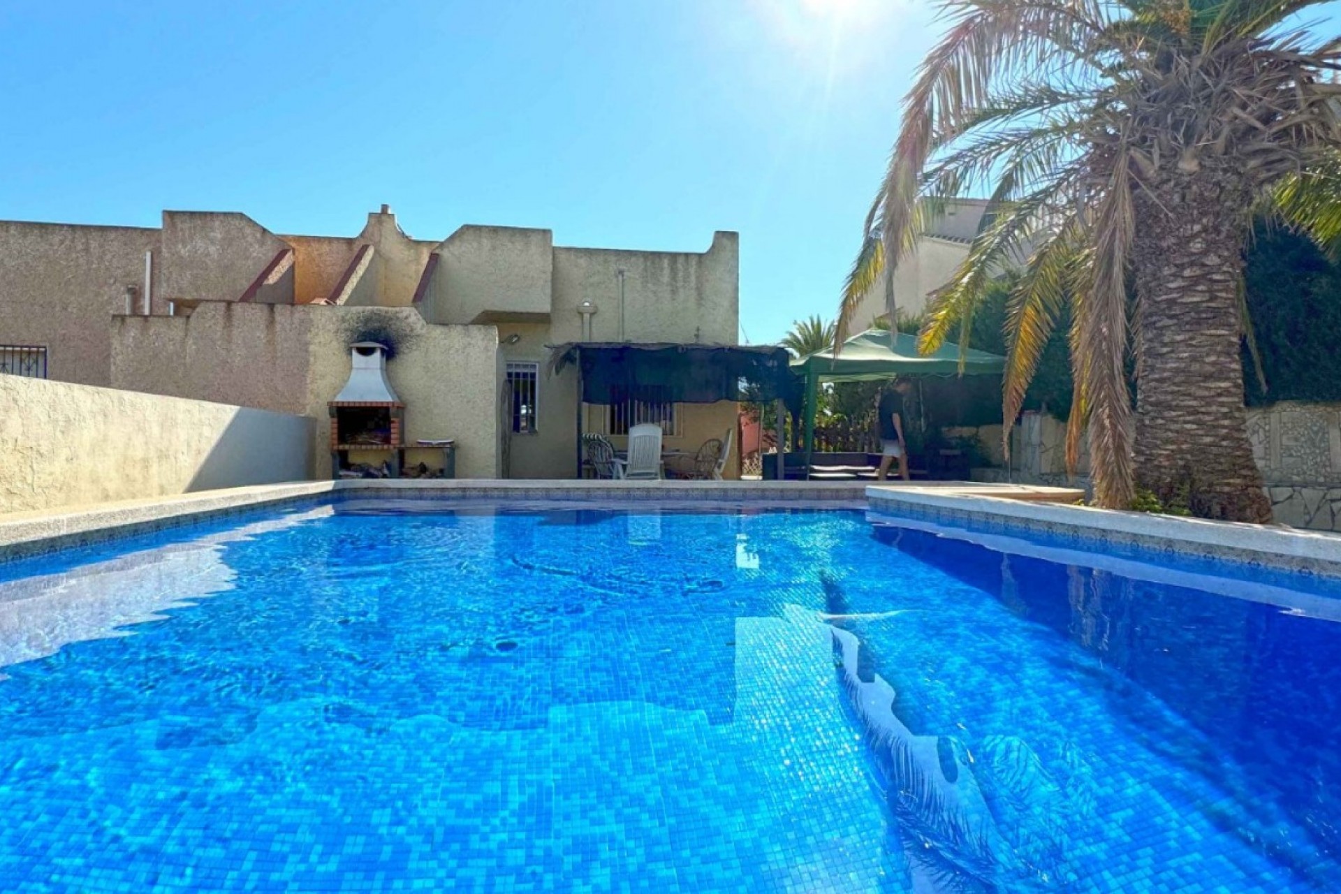 Resale - Chalet -
Torrevieja - Costa Blanca