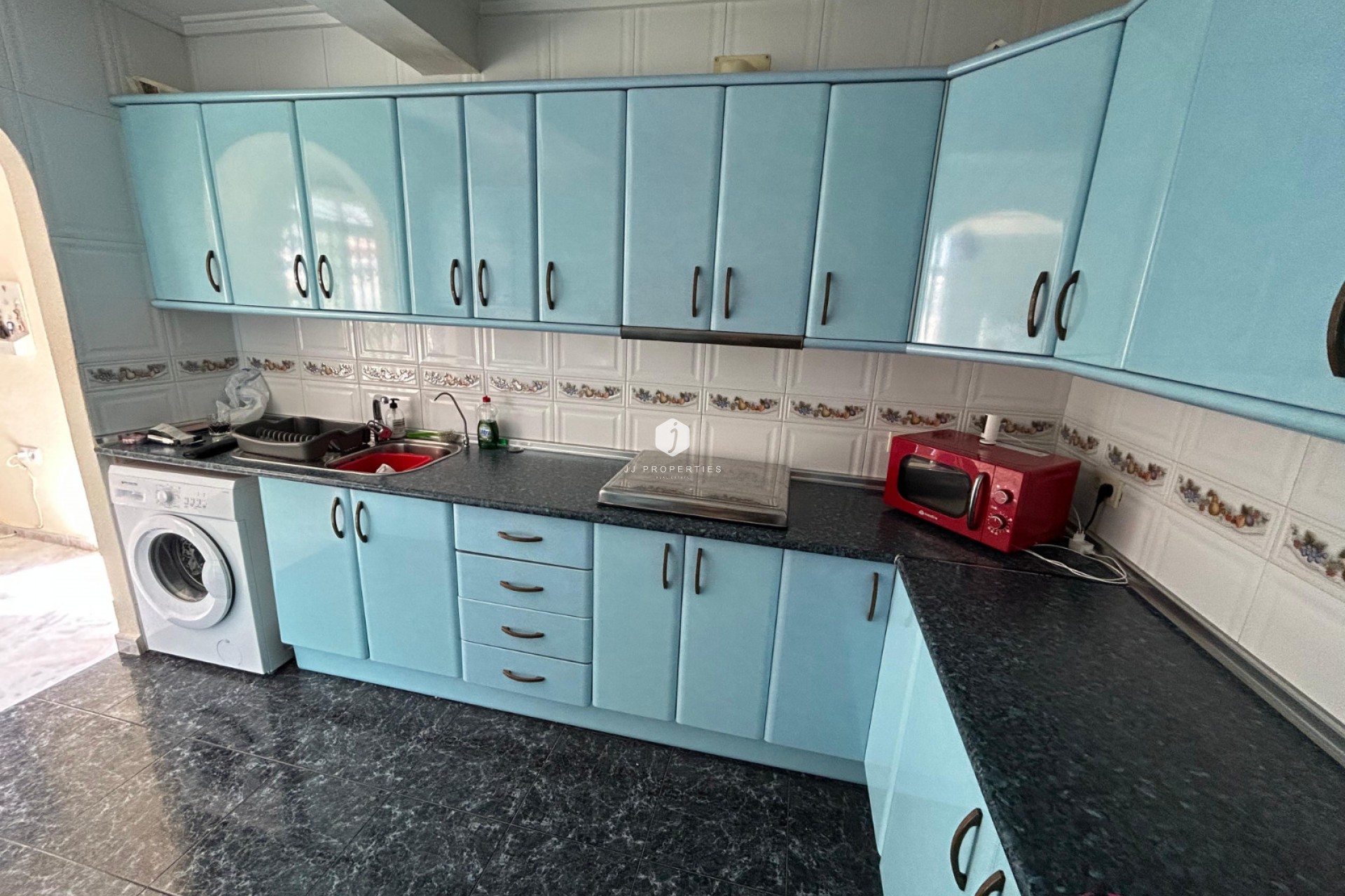 Resale - Chalet -
Torrevieja - Costa Blanca