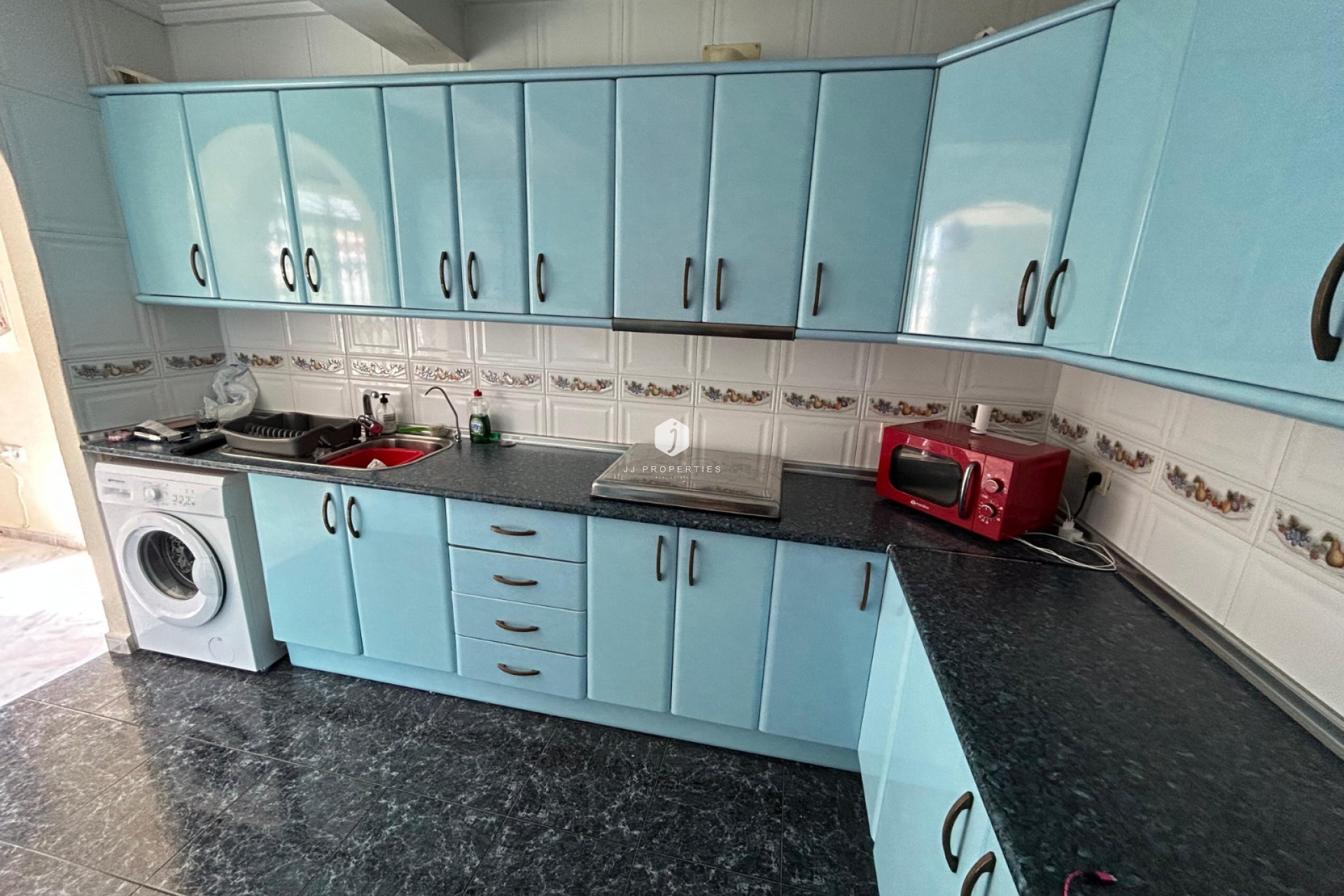 Resale - Chalet -
Torrevieja - Costa Blanca