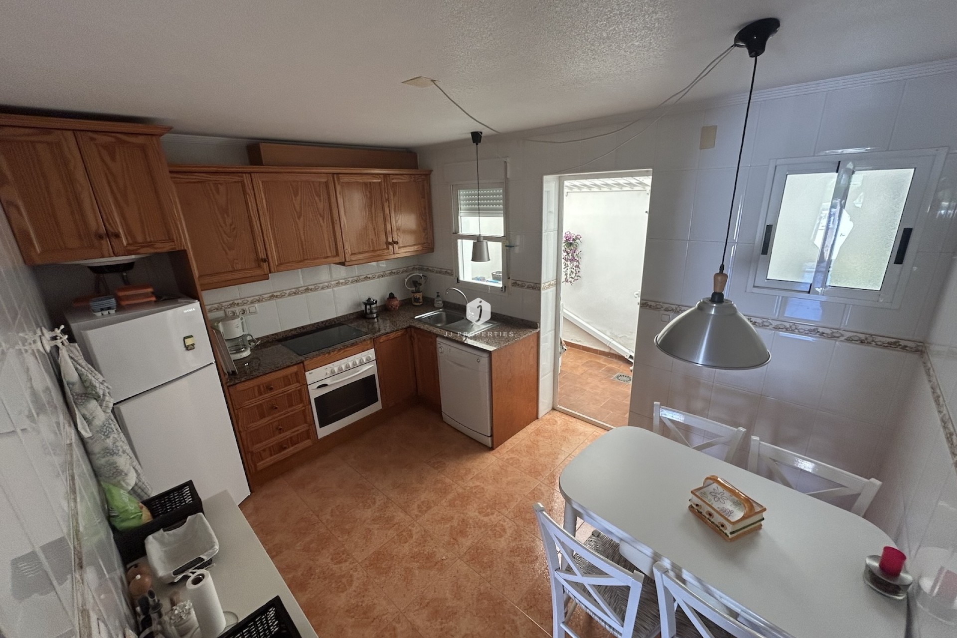 Resale - Chalet -
Torrevieja - Costa Blanca