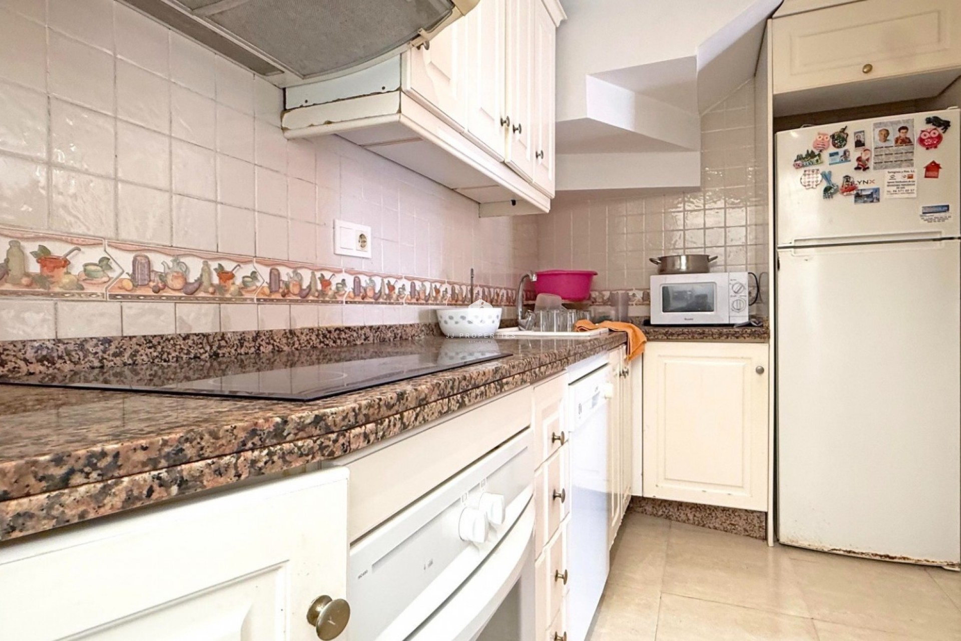 Resale - Chalet -
Torrevieja - Costa Blanca