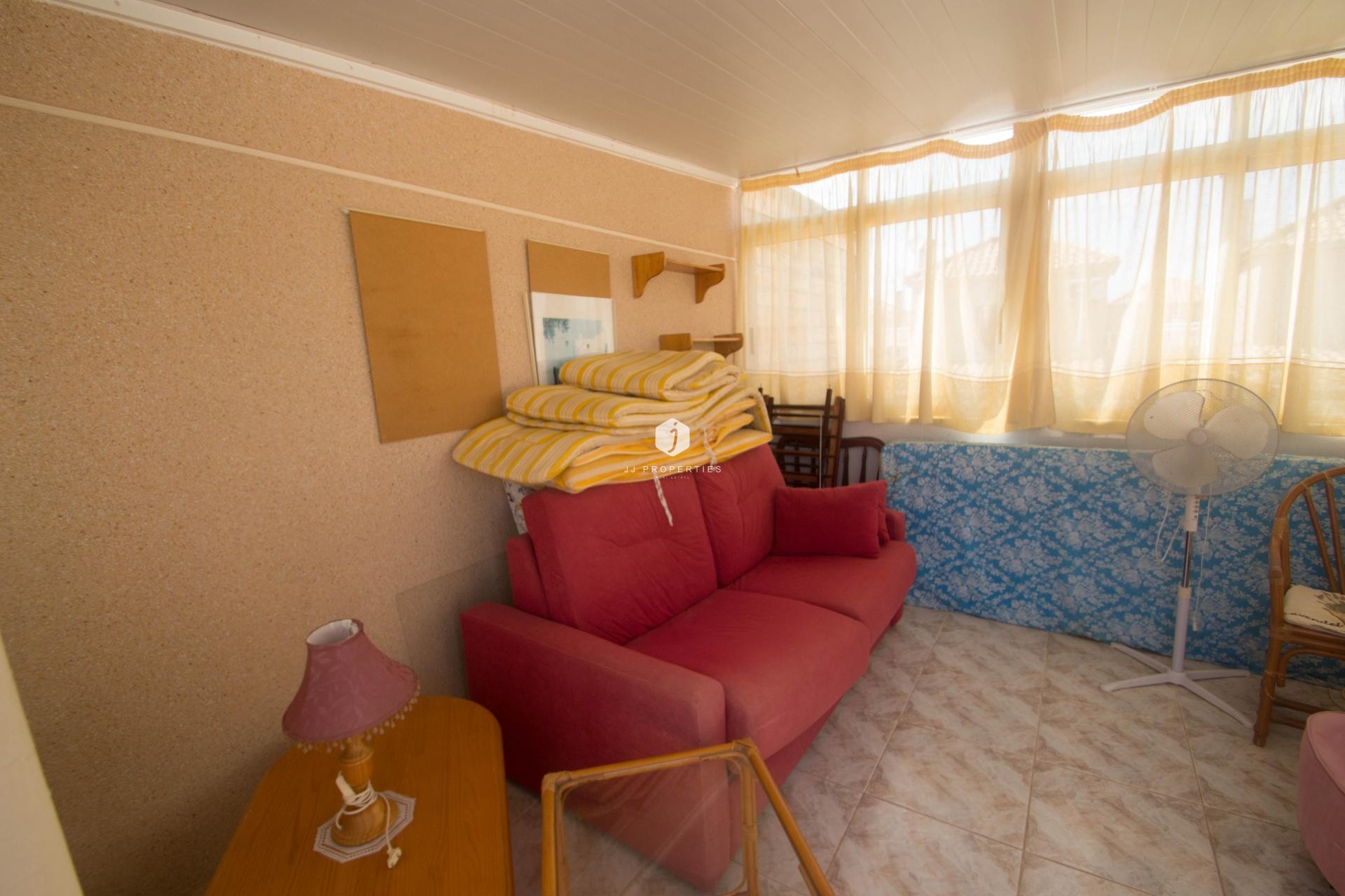 Resale - Chalet -
Torrevieja - Costa Blanca