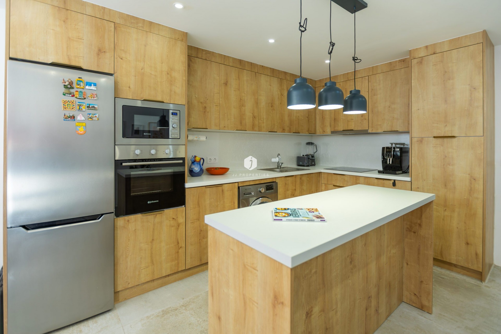 Resale - Chalet -
Torrevieja - Costa Blanca