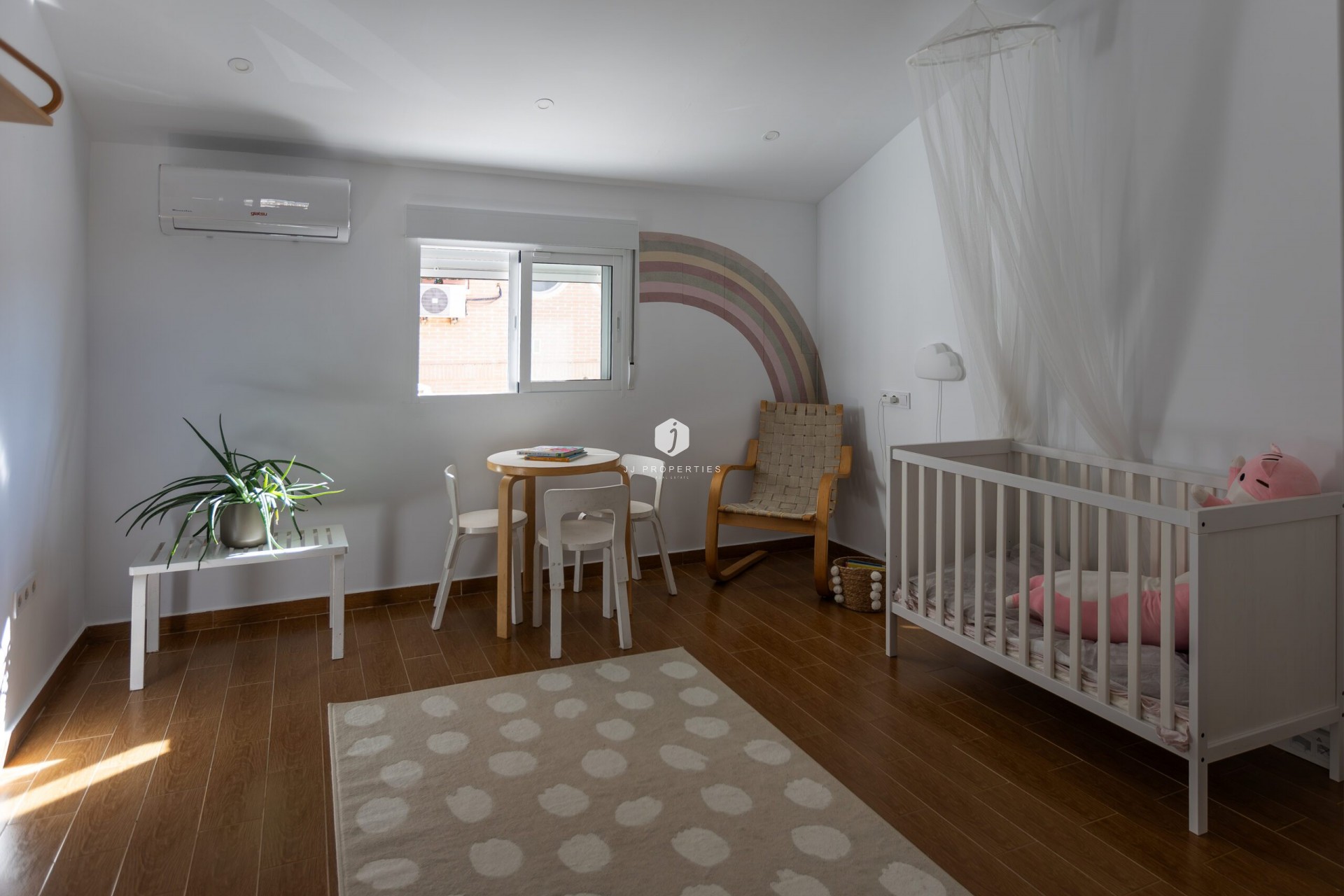 Resale - Chalet -
Torrevieja - Costa Blanca