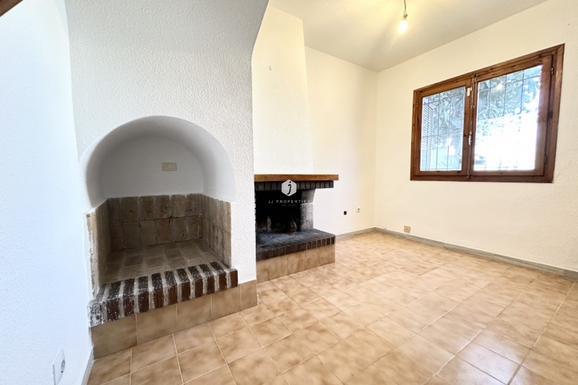 Resale - Chalet -
Torrevieja - Costa Blanca