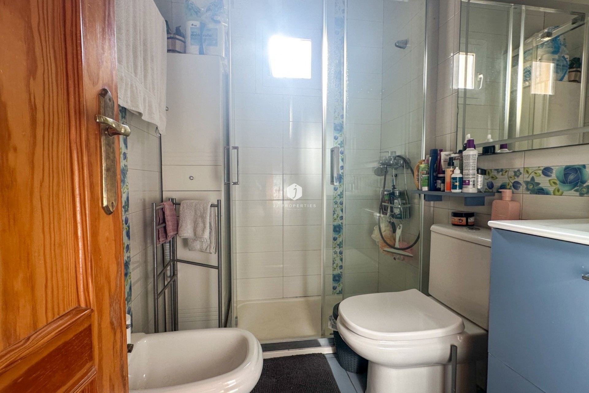 Resale - Chalet -
Torrevieja - Costa Blanca