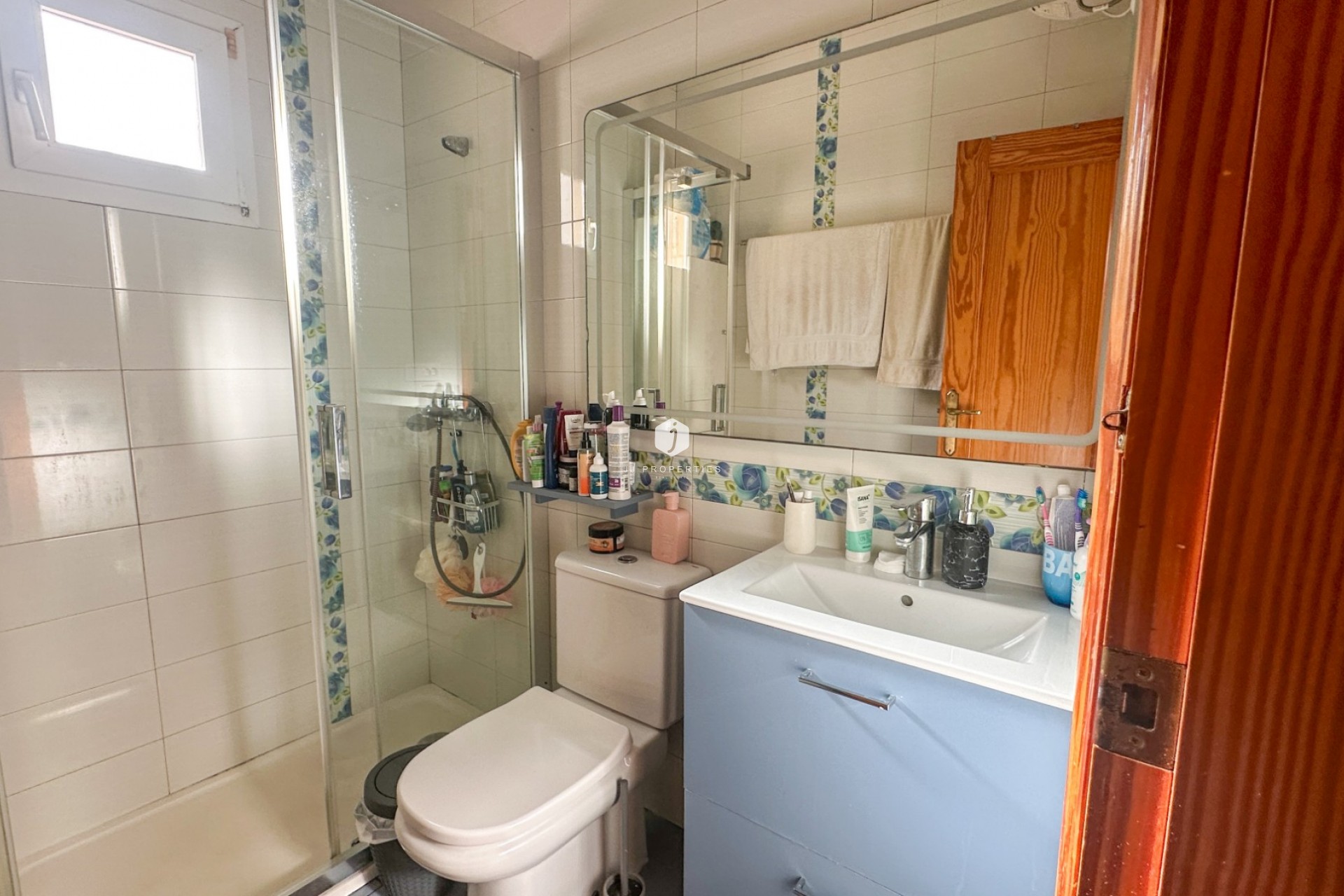 Resale - Chalet -
Torrevieja - Costa Blanca