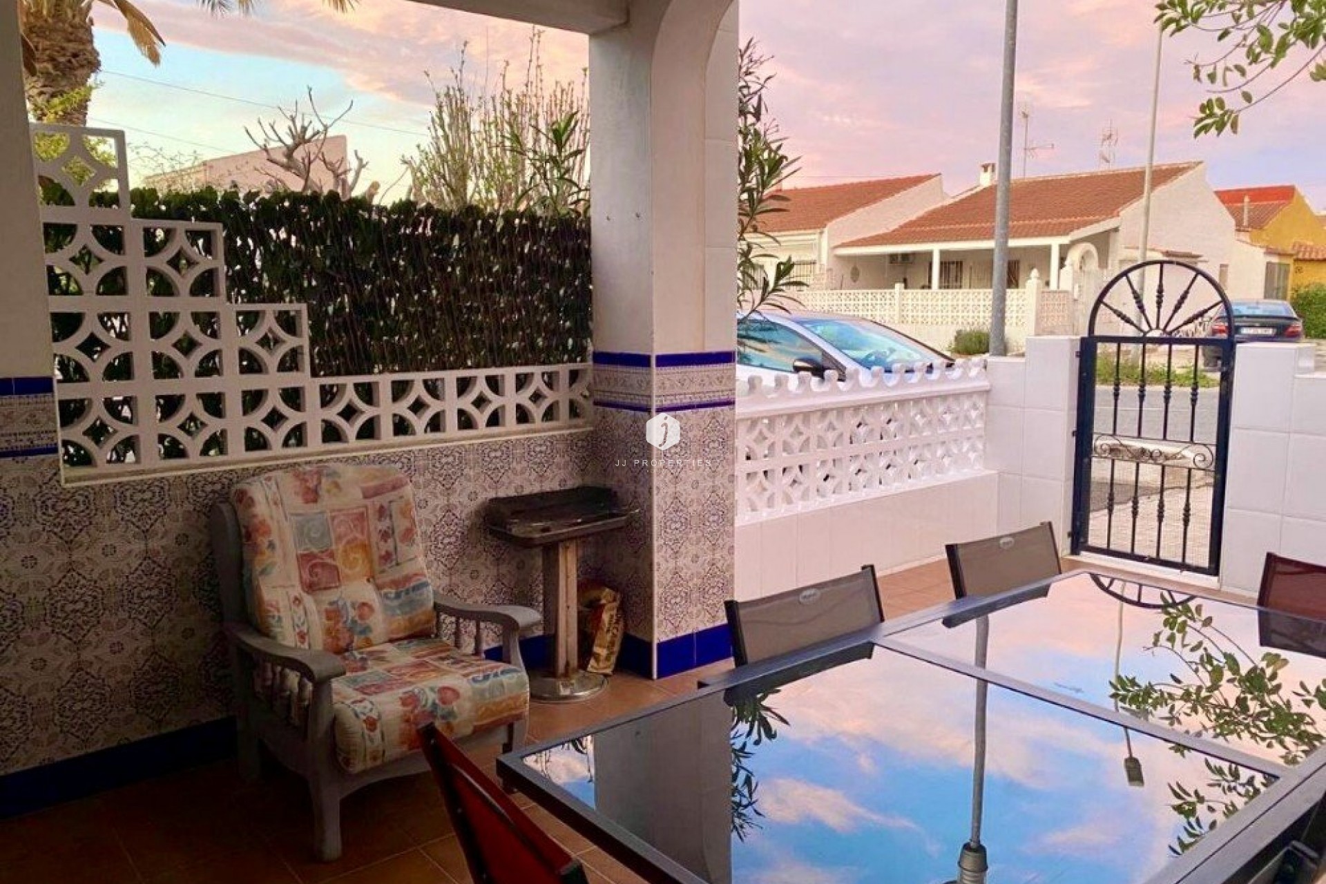Resale - Chalet -
Torrevieja - Costa Blanca