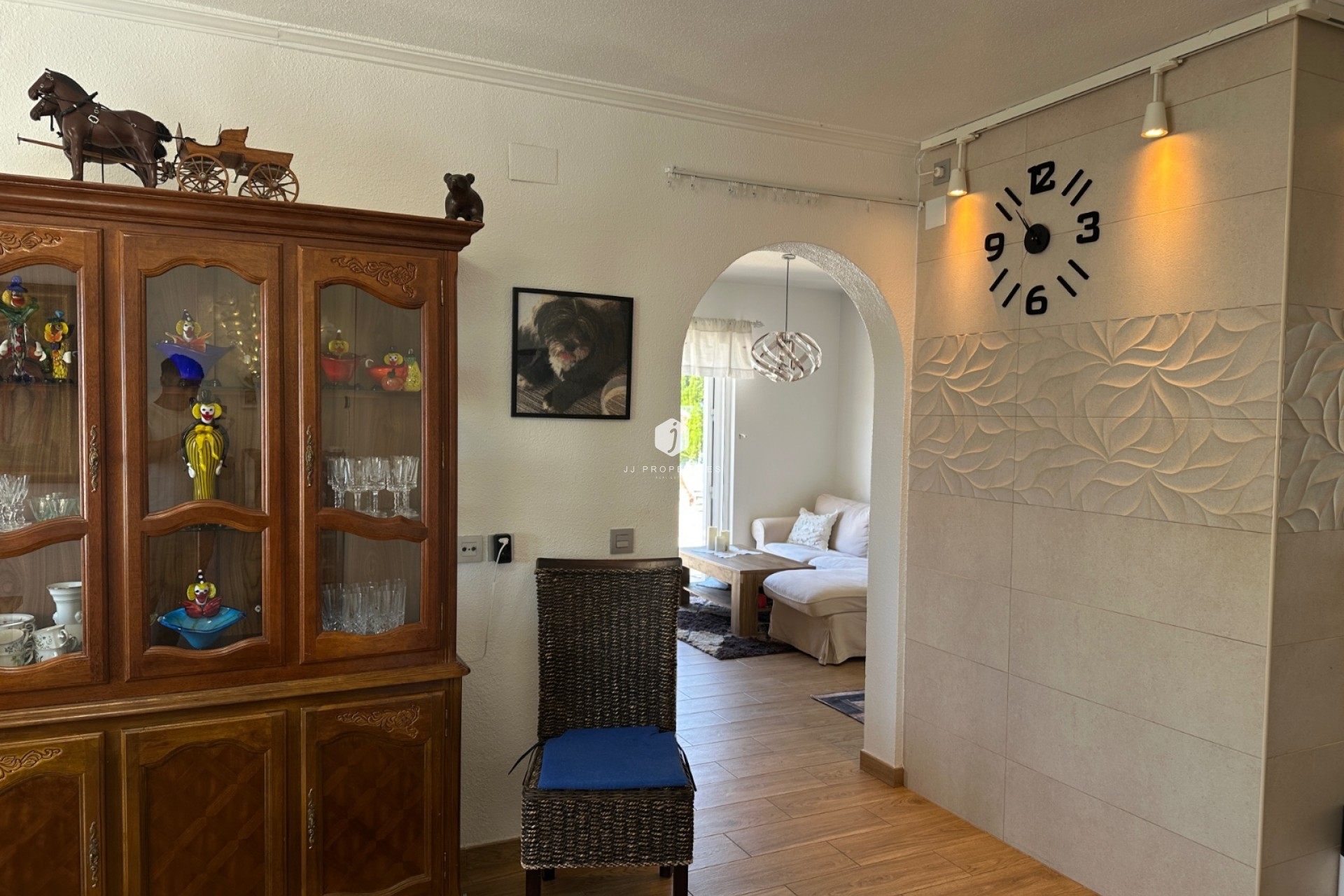 Resale - Chalet -
Torrevieja - Costa Blanca